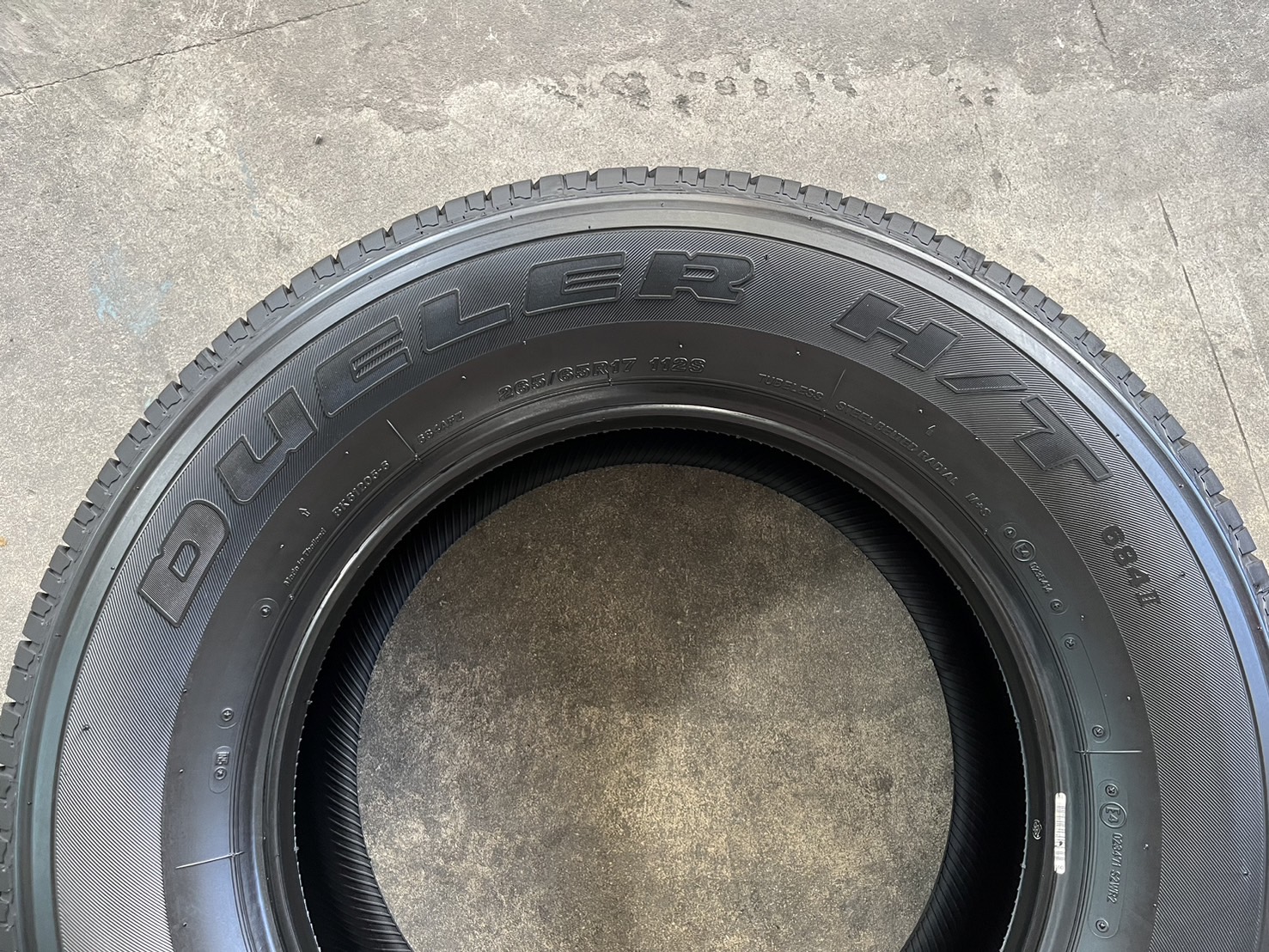 ♨️ปี 24♨️✨ยางใหม่💯265-65-17 Bridgestone🚘เหมาะสำหรับ รถกระบะตัวสูง และ SUV ทุกรุ่น