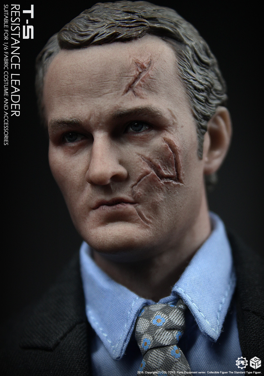 CGLTOYS PE03 Terminator 5 Connor With 2 headsculpts and narrow shoulders movable male body