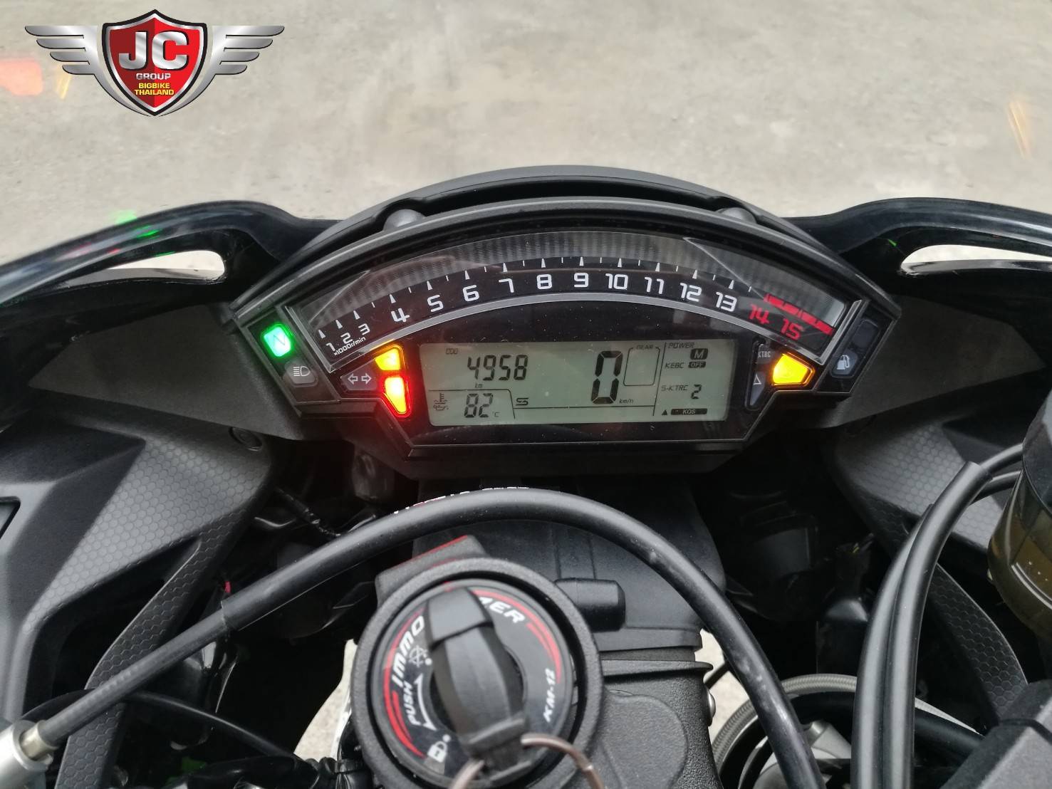 ZX-10R ABS***ประวัติดี... ออกรถ 0 บาทจบทุกขั้นตอน !!! *** ผ่อน 13,820*48หรือ12,070*60