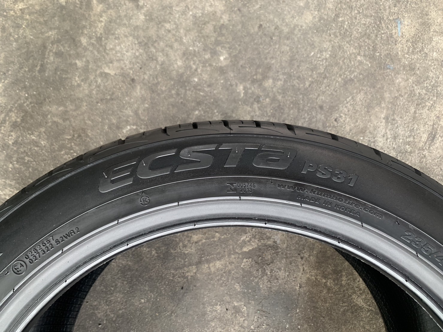 🌟ปี 23🌟✨ยางใหม่💯✨235-45-18 KUMHO💖ใหม่กริ๊บ💖