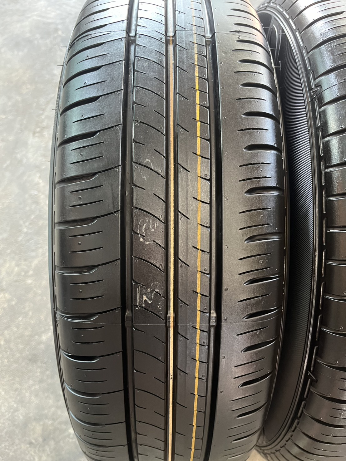 ✨ยางใหม่ป้ายแดง✨185-60-16 Dunlop💖สวยกริ๊บ🚗ถอดจากรถใหม่ป้ายแดง