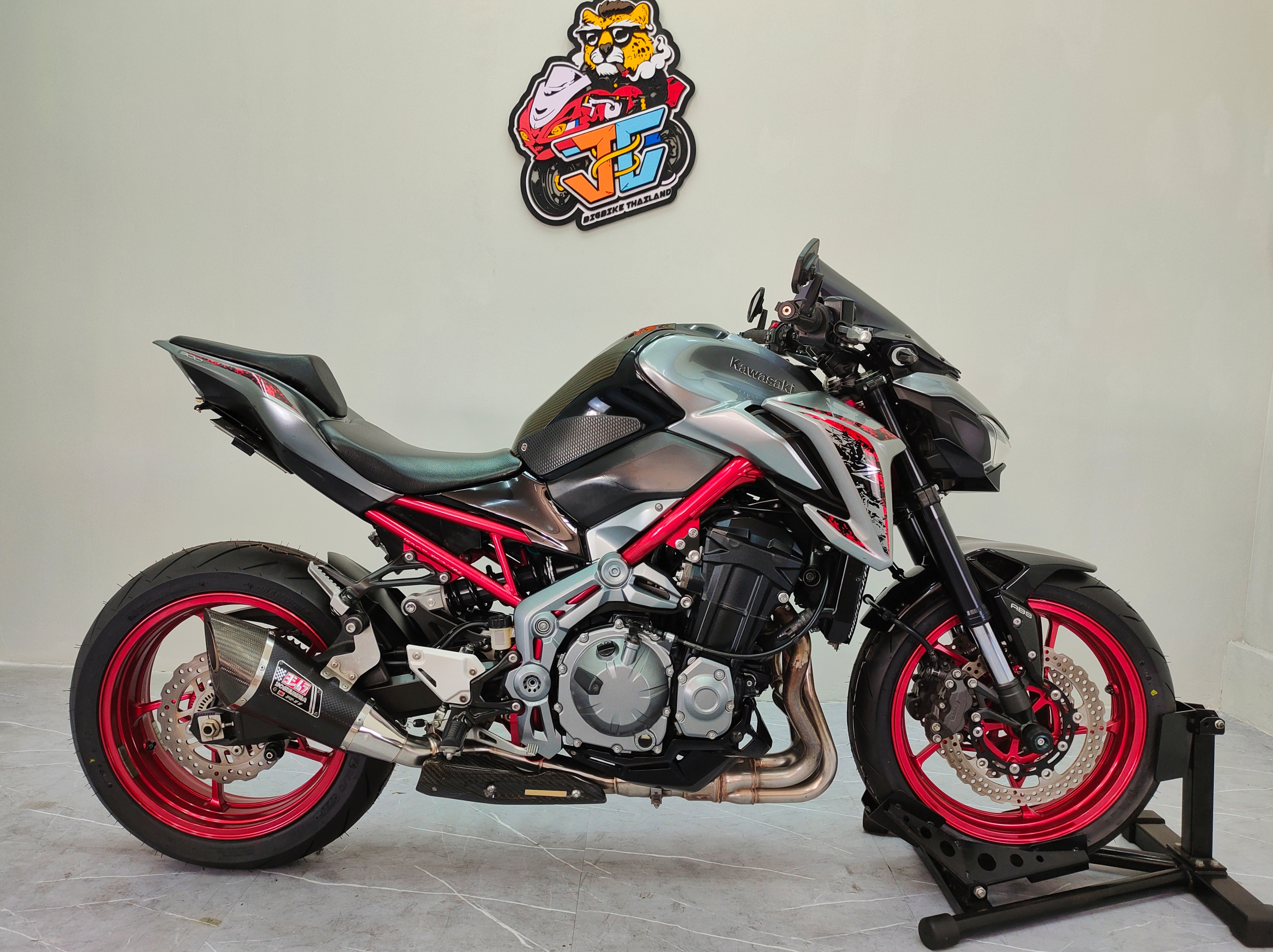 "ทรงดี,ท่อแท้,ยางใหม่...พร้อมใช้จ้า" KAWASAKI Z900 จดกลางปี 2019 🤗 แค่ท่อก็3หมื่นละน้าาา