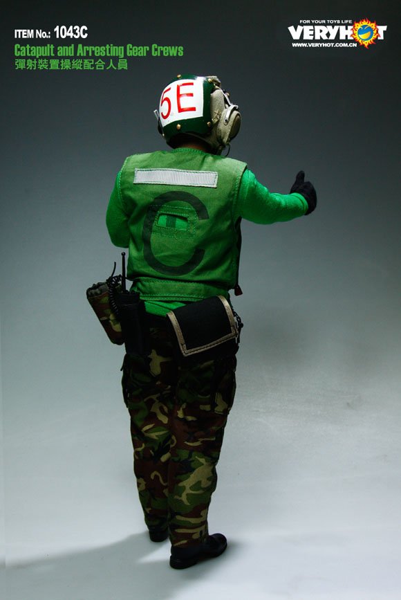 VERYHOT NO:1043C US Navy Flight Deck Crew (Catapult and Arresting Gear Grews