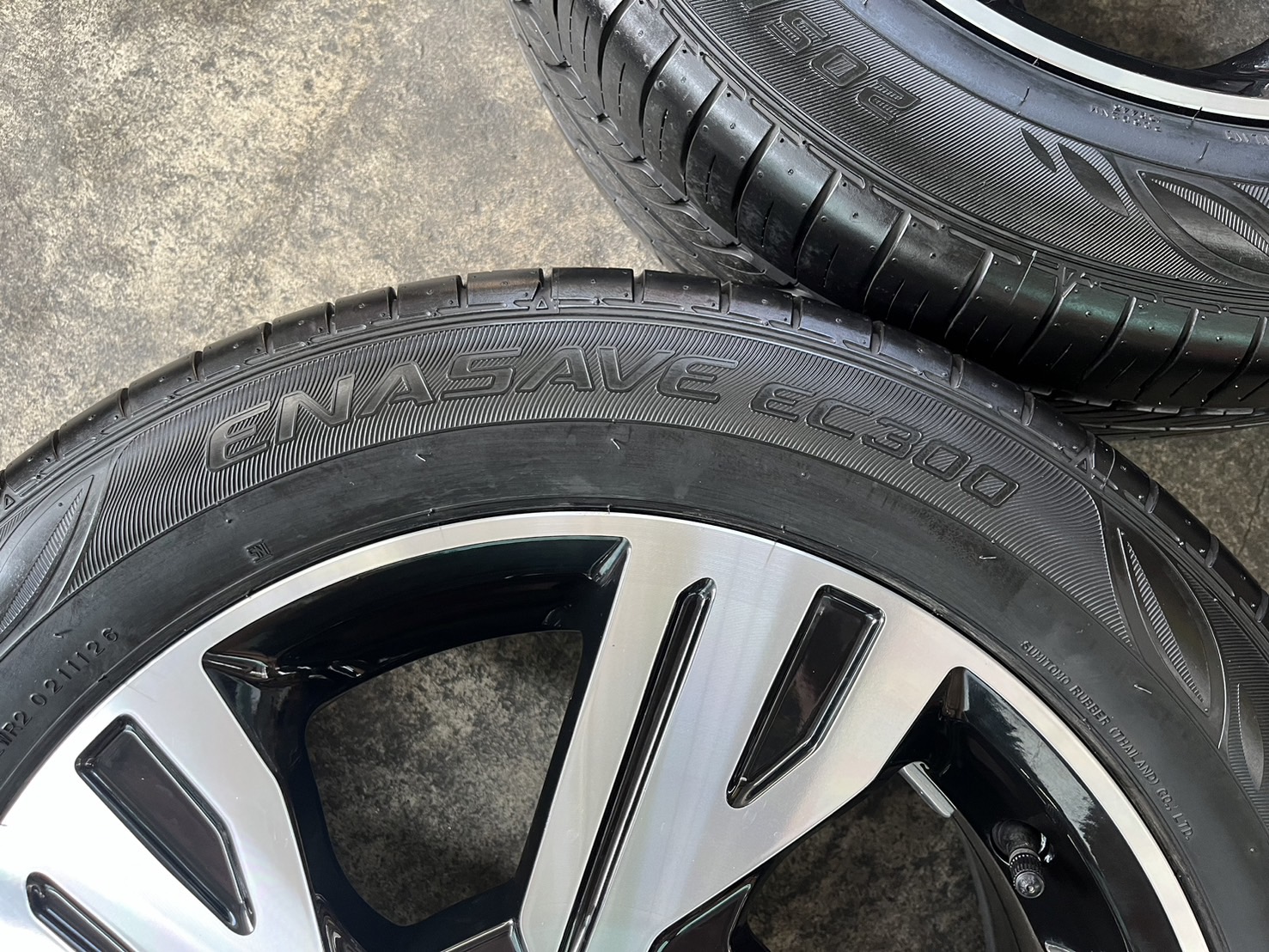 ✨ล้อแม็ก 5รู114✨Mitsu Xpander ขอบ 16 ดำหน้าเงา แถมยาง 205-55-16 Dunlop ปลายปี 20