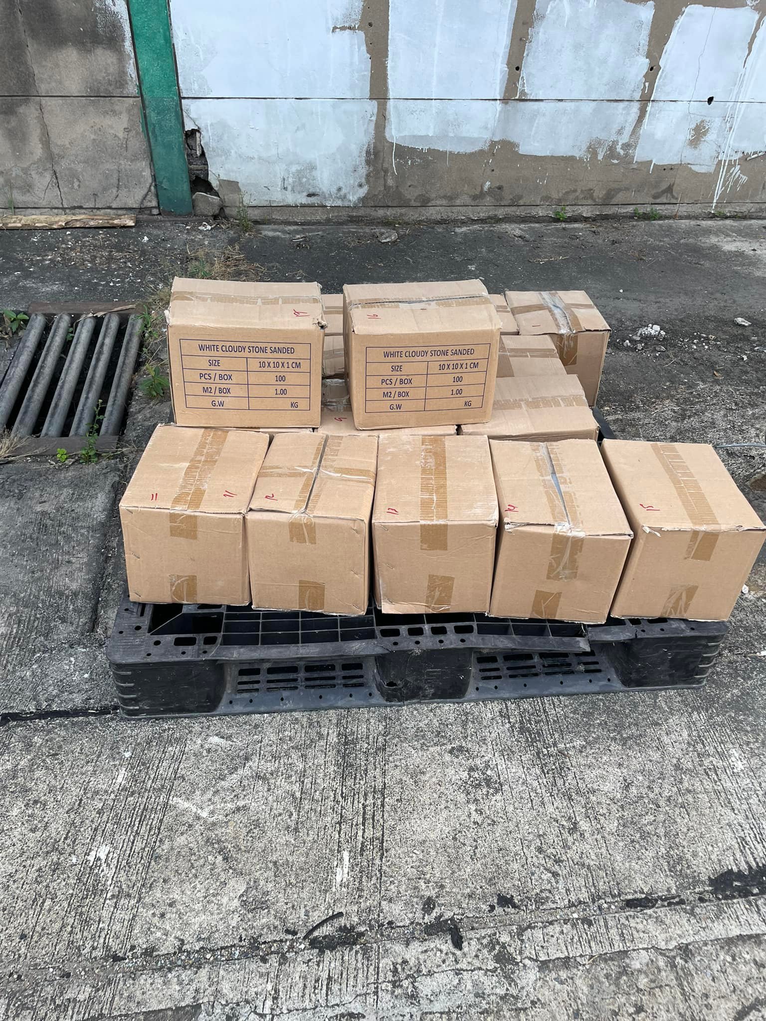 หินธรรมชาติ หินปูสระว่าย White Cloudy SIZE10x10