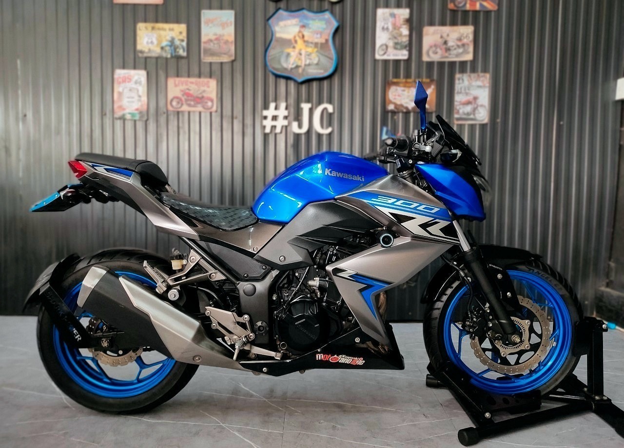 🤘 สีนี้...โคตรหล่ออ่ะ⁉️ Z300abs ปลายปี 2017 มือเดียวสวยใส 😎 มัธยมขี่ได้ นักศึกษาขี่ดี สำเนา