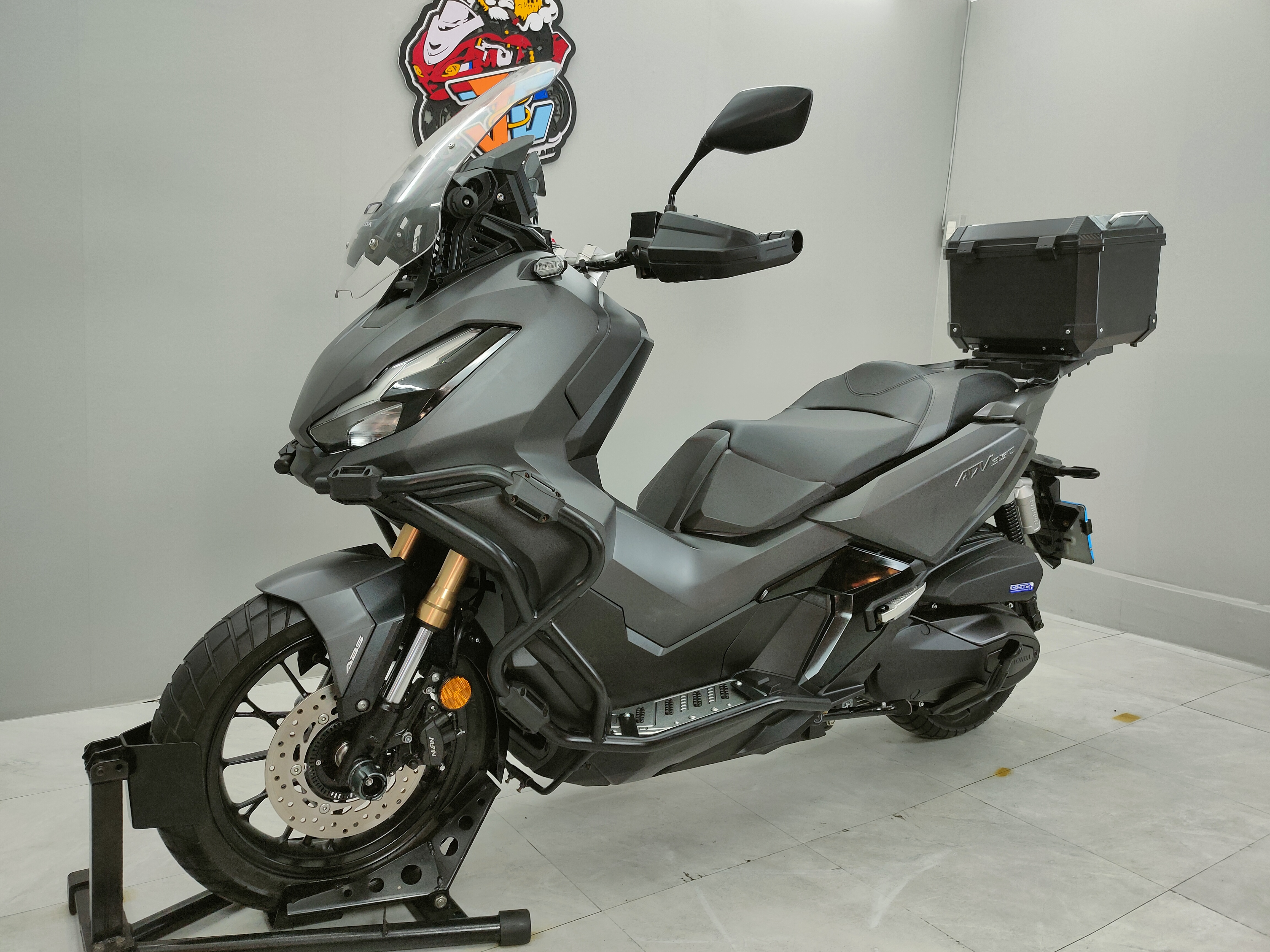 อย่างหล่อ HONDA #ADV350 แต่งแนวTouring ปลายปี 2023 วิ่งหลักพัน-โปรโมชั่นโคตรดีย์
