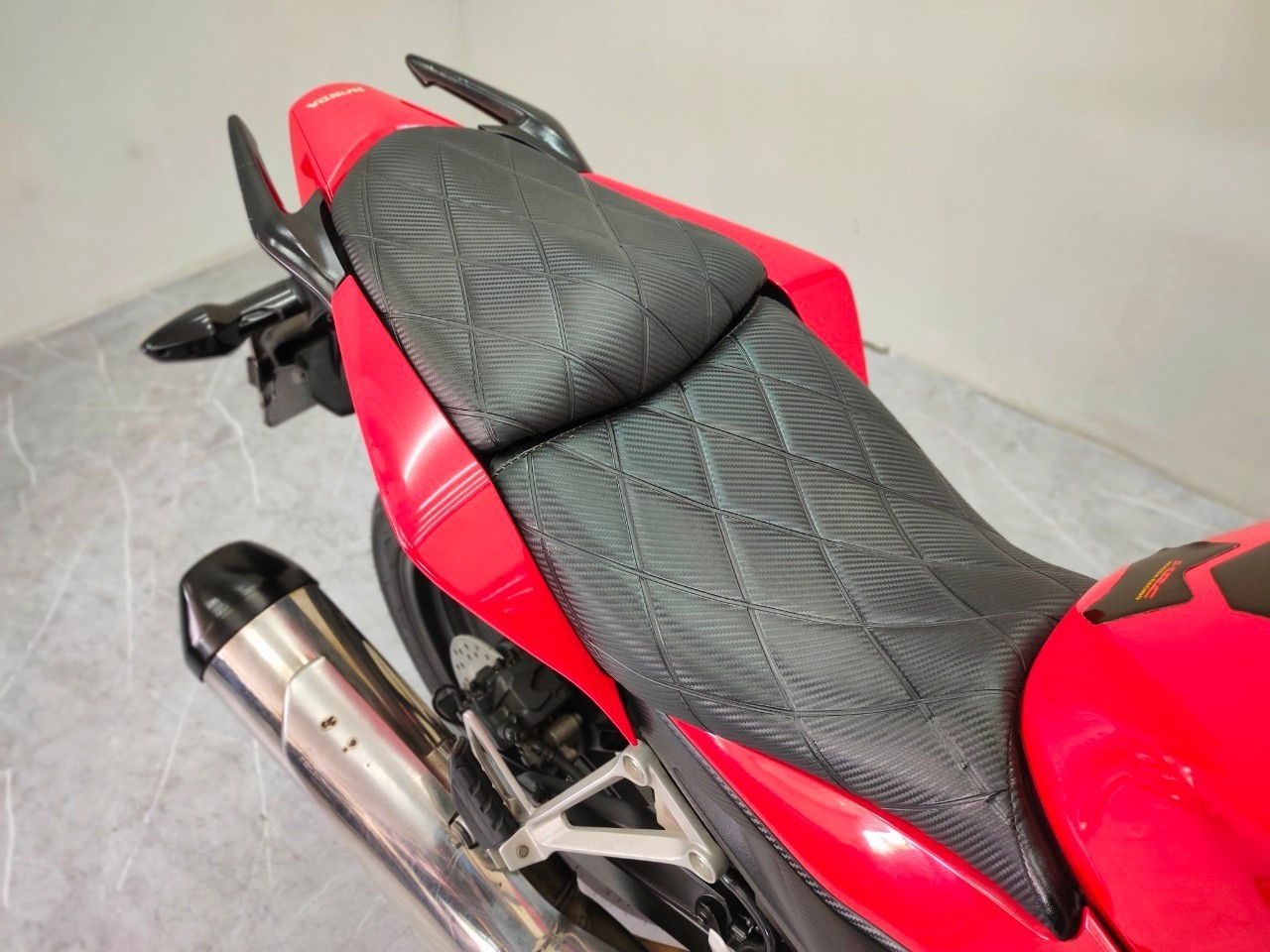 ❌️ ร้าน นี้ ไม่ กรอ ไมล์ ❌️ เจ้จัดให้>>>CB300Fabs<<<จดทะเบียนปี 2014