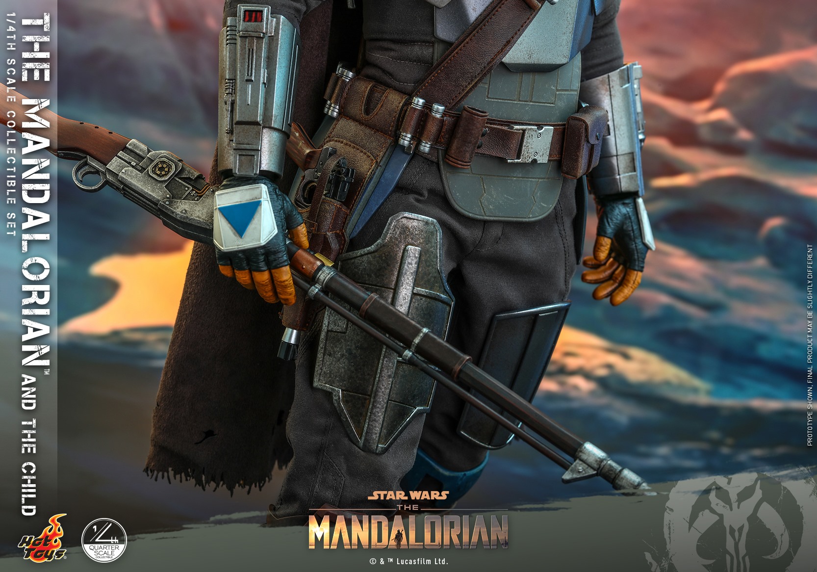 Hot Toys QS016 1/4 Star Wars™ The Mandalorian™ - The Mandalorian & The Child