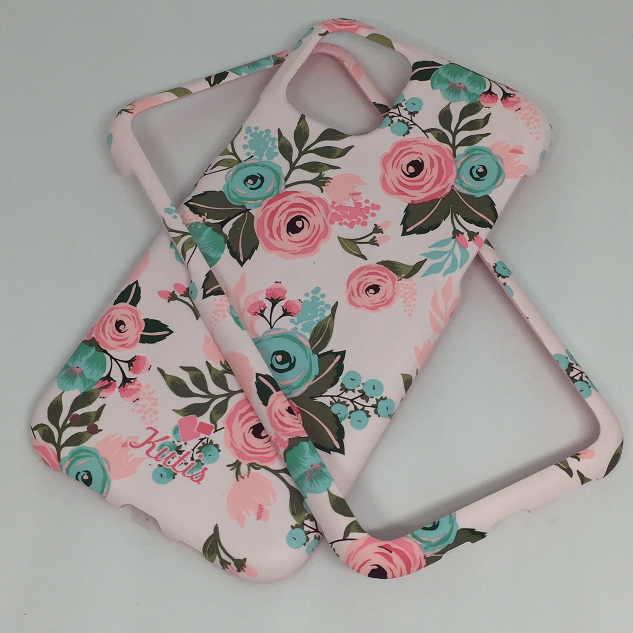 เคสคูทิส (Kutis) ไอโฟน11Pro(ลายดอกไม้สีพื้นสีชมพูอ่อน) มาใหม่ เคสประกบหน้า-หลัง