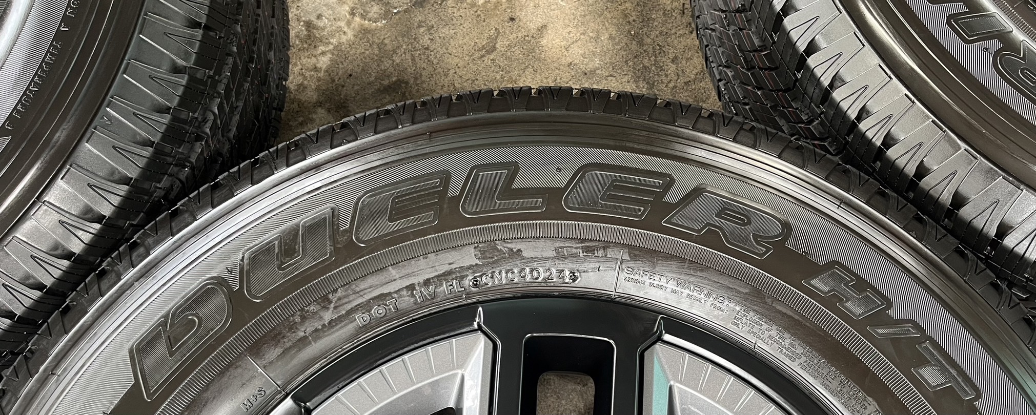 ✨ยางป้ายแดง✨255-70-17 Bridgestone♨️ปลายปี24♨️🚘เหมาะสำหรับ รถกระบะตัวสูง และ SUV ทุกรุ่น