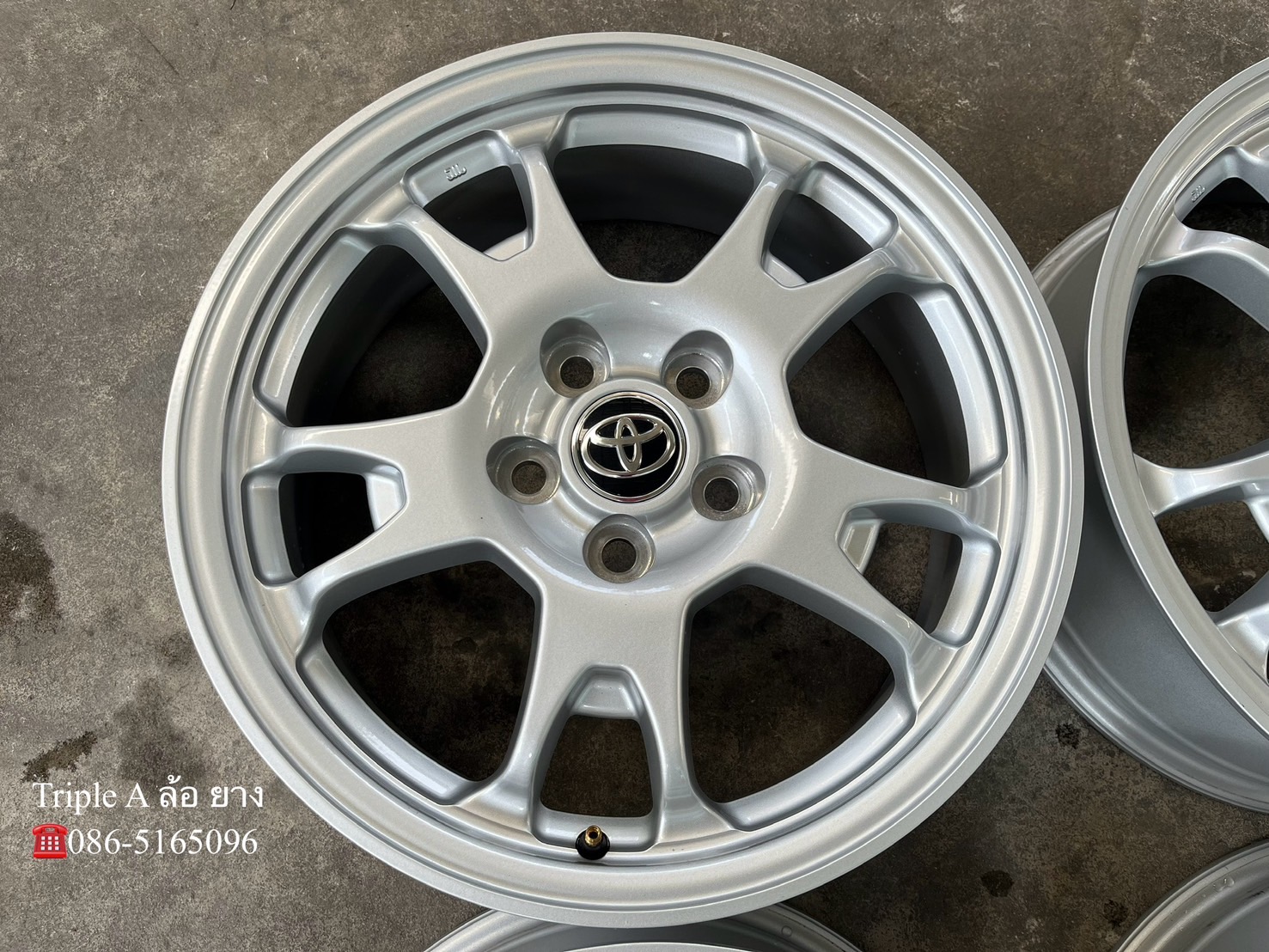 ✨ล้อแม็ก 5รู114✨Toyota Corolla Cross ขอบ 17 สีบอร์น