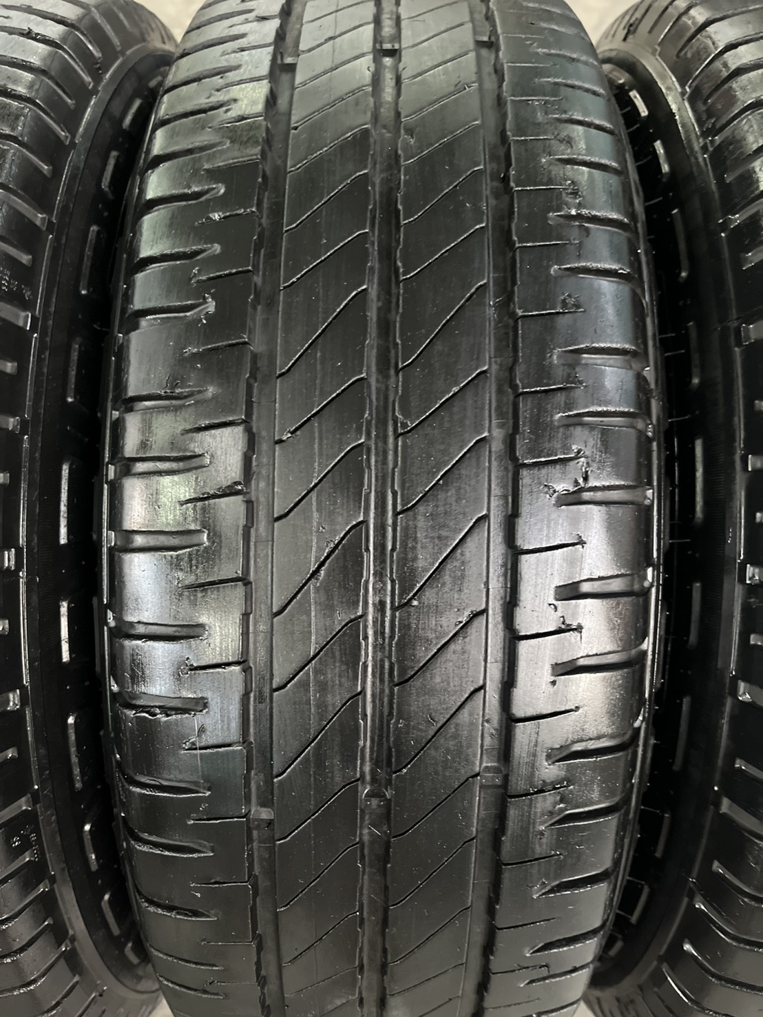 ✨ล้อแม็ก 6รู139✨Toyota ขอบ 15 พร้อมยาง 205-70-15 Michelin💥ปี 22💥