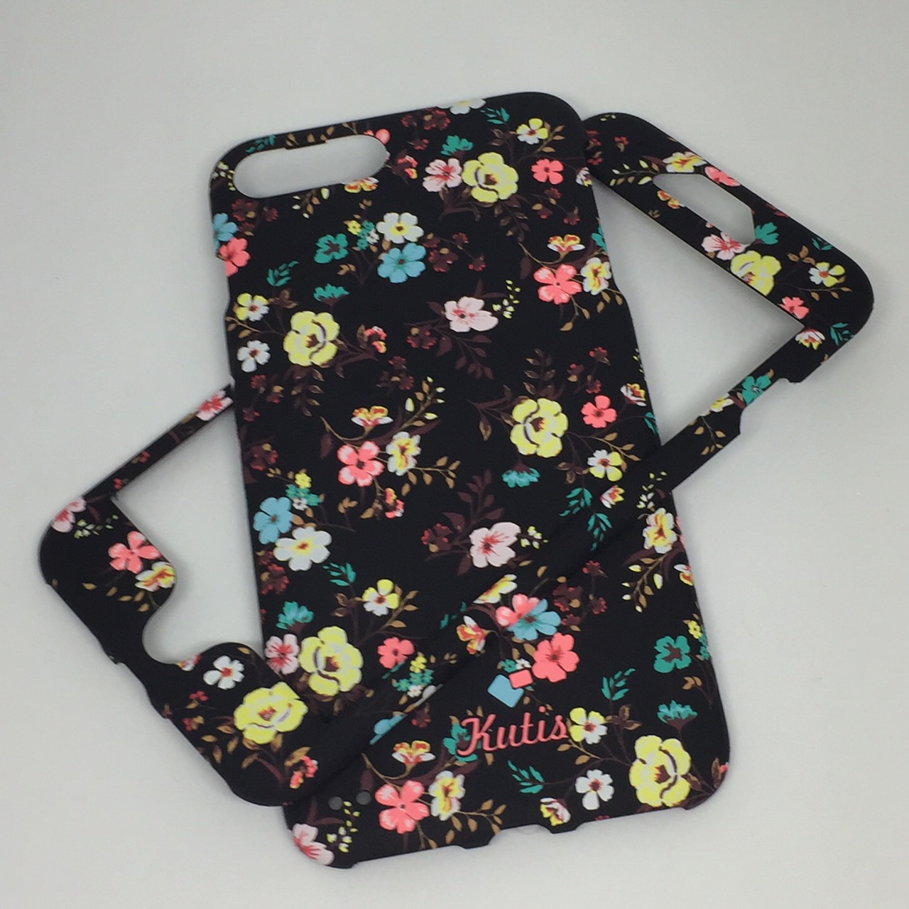 เคสคูทิส (Kutis) ไอโฟน7พลัส,8พลัส(ลายช่อดอกไม้หลากสี)มาใหม่