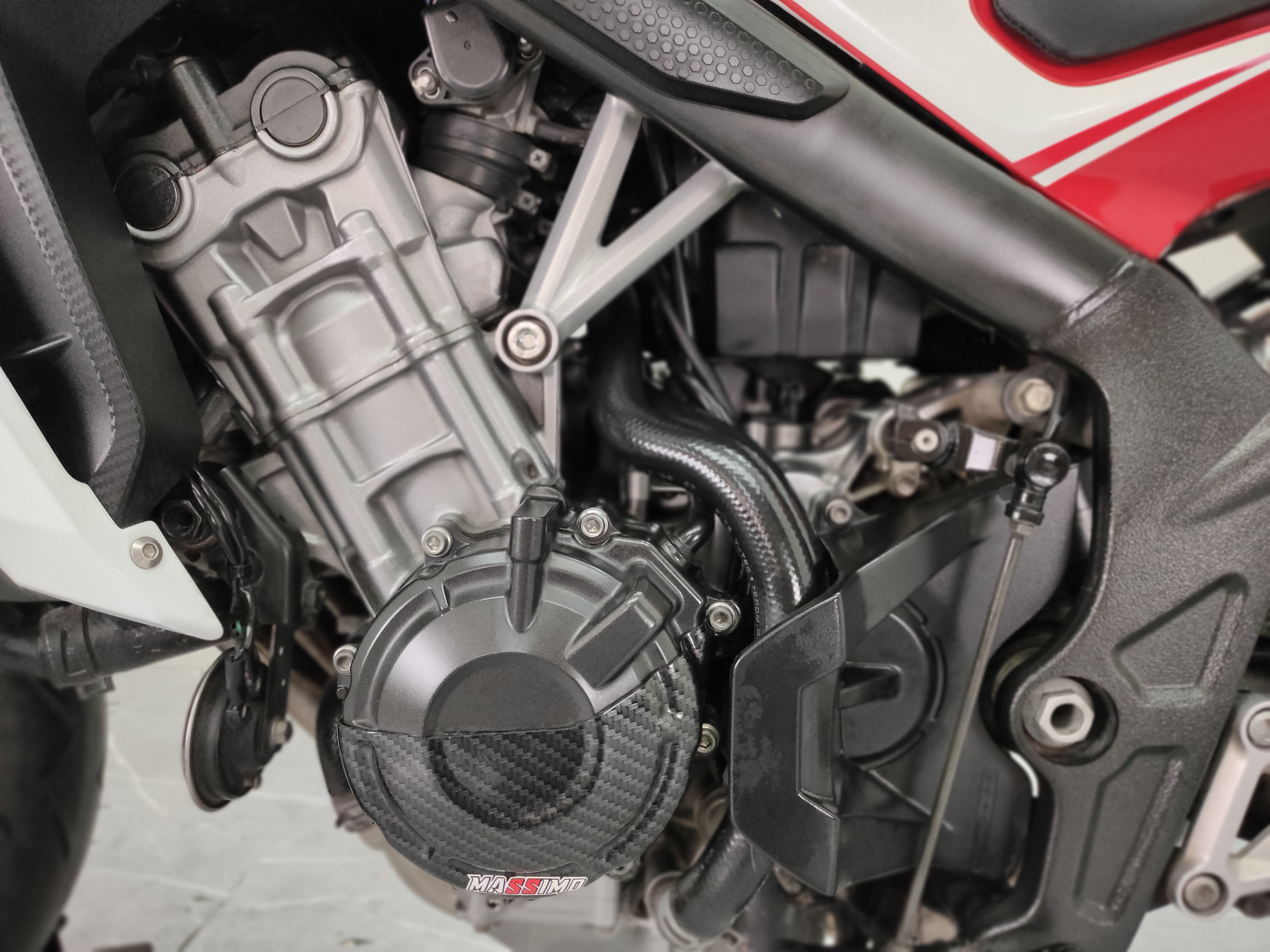 4 สูบเรียงผ่อน 3พันกว่า ⁉️ เข้าอีกลำ HONDA CB650F ปี 16 Tri-Colour ยอดนิยม 😘