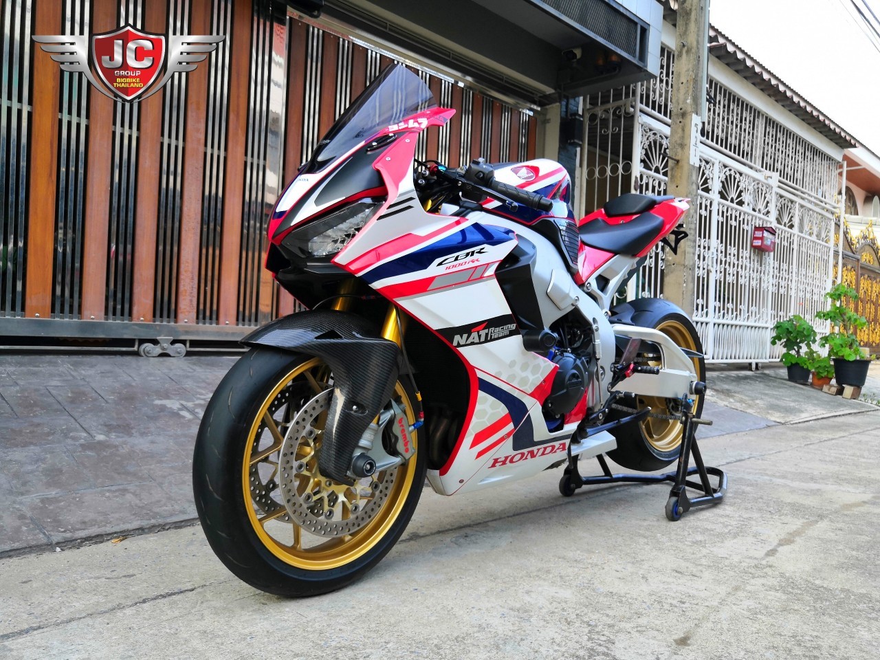 🤫 #CBR1000rrSP รถกลางปี 2018 "สเปคเดิมๆว่าสุดแล้ว