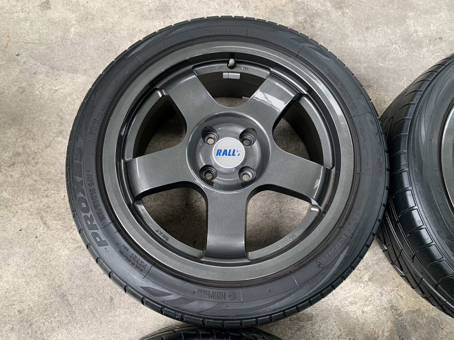 ✨ล้อแม็กแต่ง✨4รู100✨RALLY (งาน ENKEI) ขอบ 16 สีเทากัน พร้อมยาง 195-50-16 TOYO ปลายปี 20