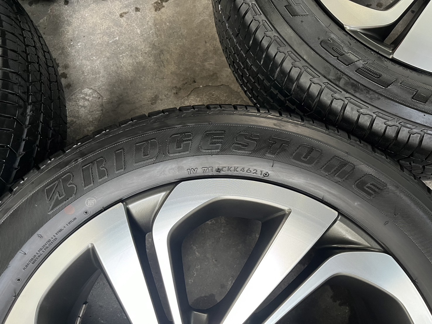 ✨ล้อแม็ก✨ISUZU MU-X ขอบ 20 เทาหน้าเงา พร้อมยาง 265-50-20 Bridgestone♨️ปลายปี 21♨️