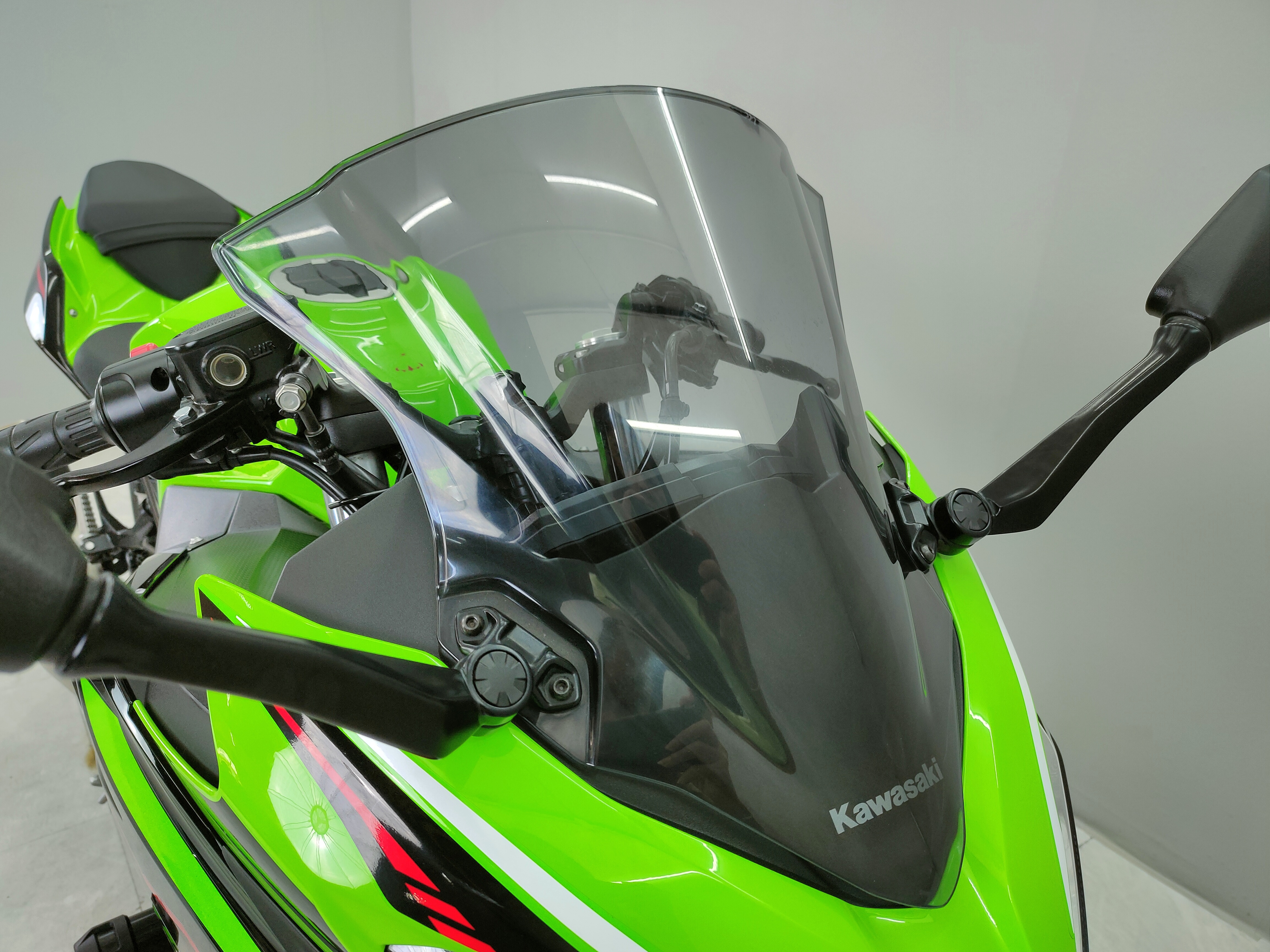 สายเขียววัยรุ่นชอบ KAWASAKI NINJA 400 KRT ปลายปี 2021 สวยใส‼️