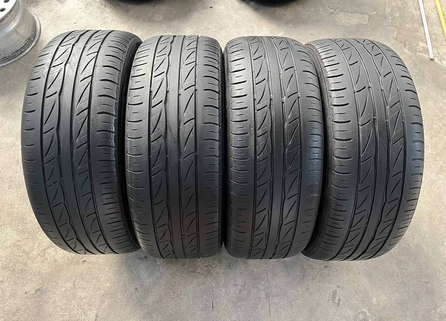 ✨ล้อแม็ก✨ISUZU V-Cross ขอบ 17 พร้อมยาง 225-55-17 Firestone ปี 20