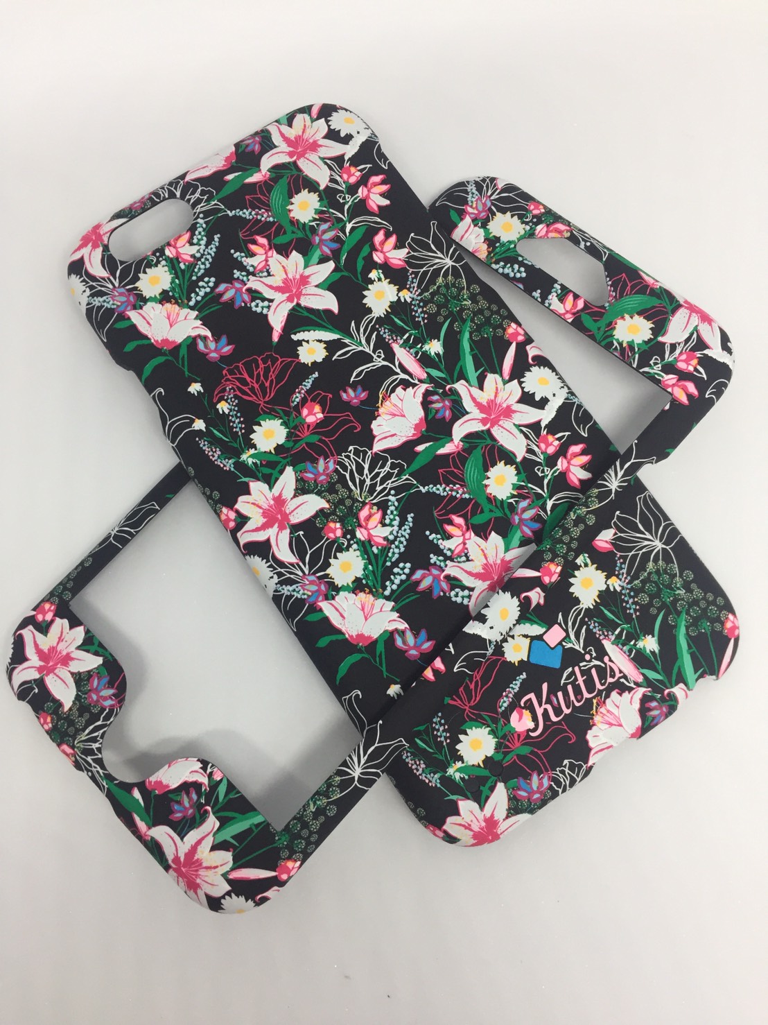 เคสคูทิส (Kutis) ไอโฟน6,6S(ลายดอกชบา)