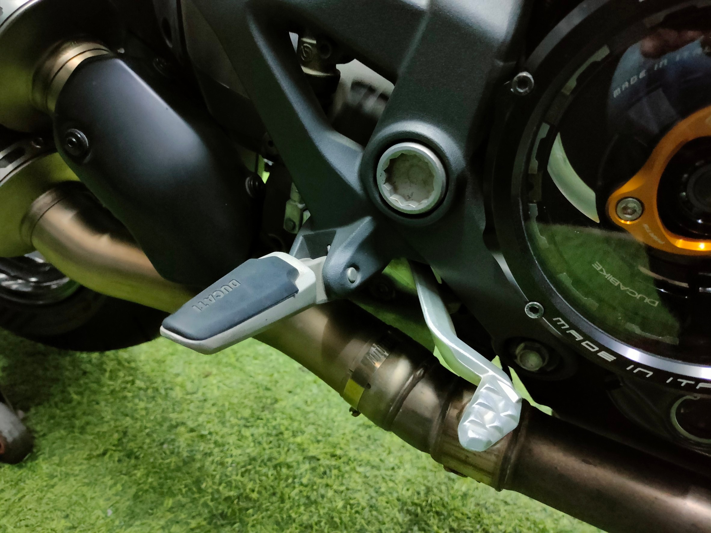 แรร์ไม่แรร์ไม่รู้...แต่ในออนไลน์นับคันได้เลย⁉️ 😱Ducati Monster1200S รถปี15 💥ตัวเปล่าก็ล้านแล้ว...ยัดเพิ่มอีก2แสน💥