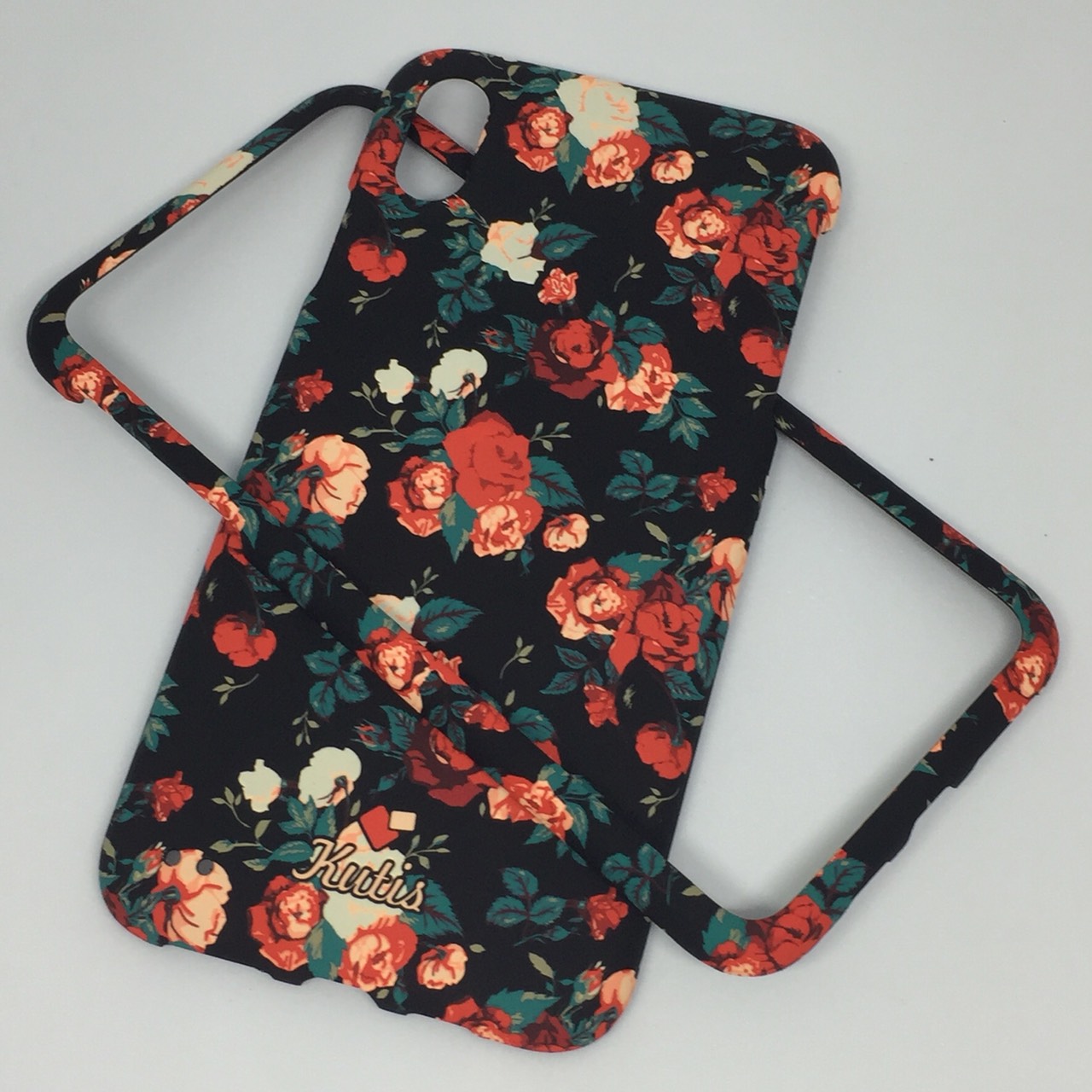 เคสคูทิส(Kutis)ไอโฟนXSMAX (ลายดอกไม้ สีพื้นหลังสีดำ)มาใหม่ๆ