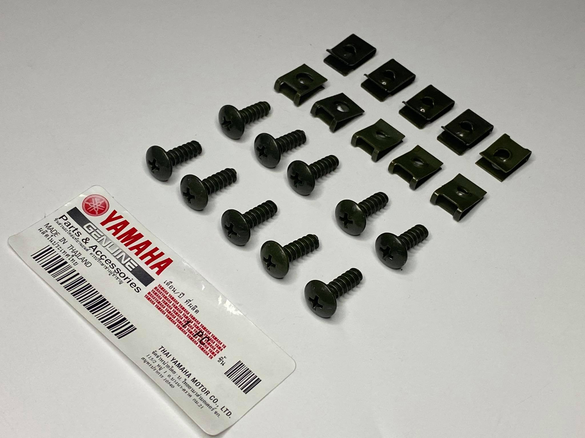 กิ๊ป+น็อตหน้ากากมีโอ yamaha mio แท้ (10 คู่ตามภาพ)