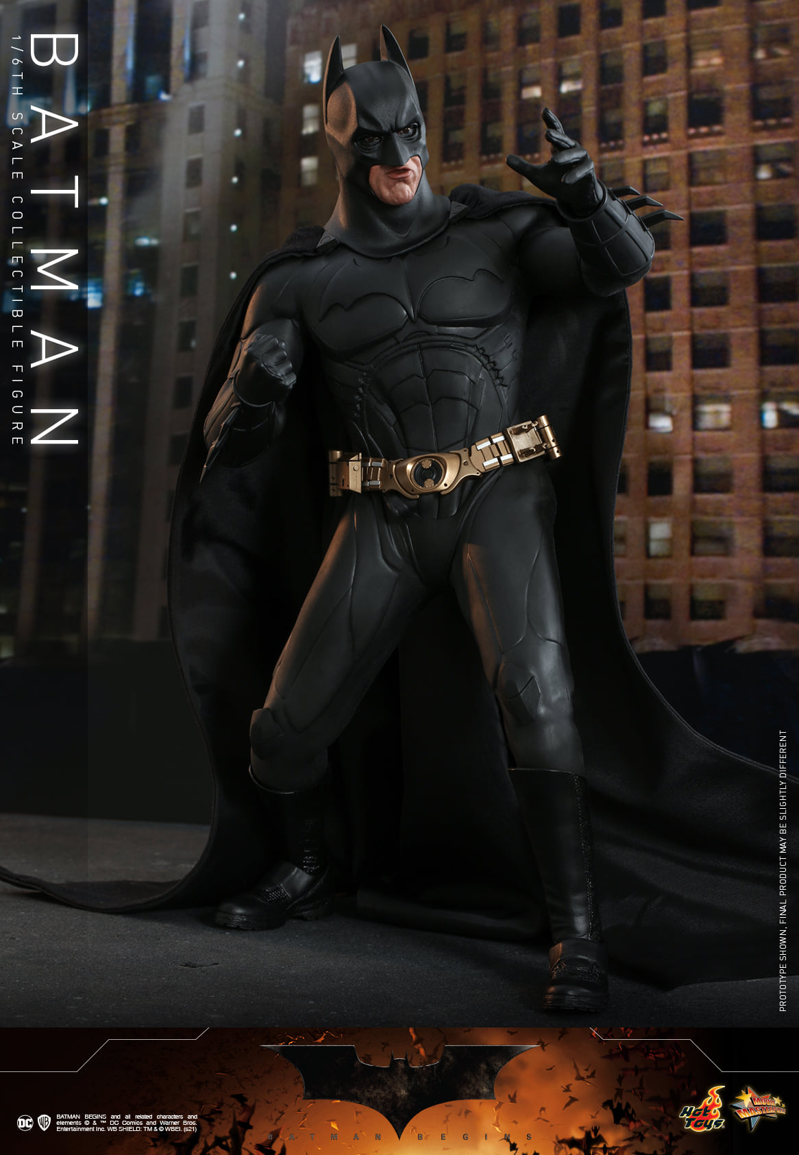 Hot Toys MMS595 1/6 Batman Begins - Batman