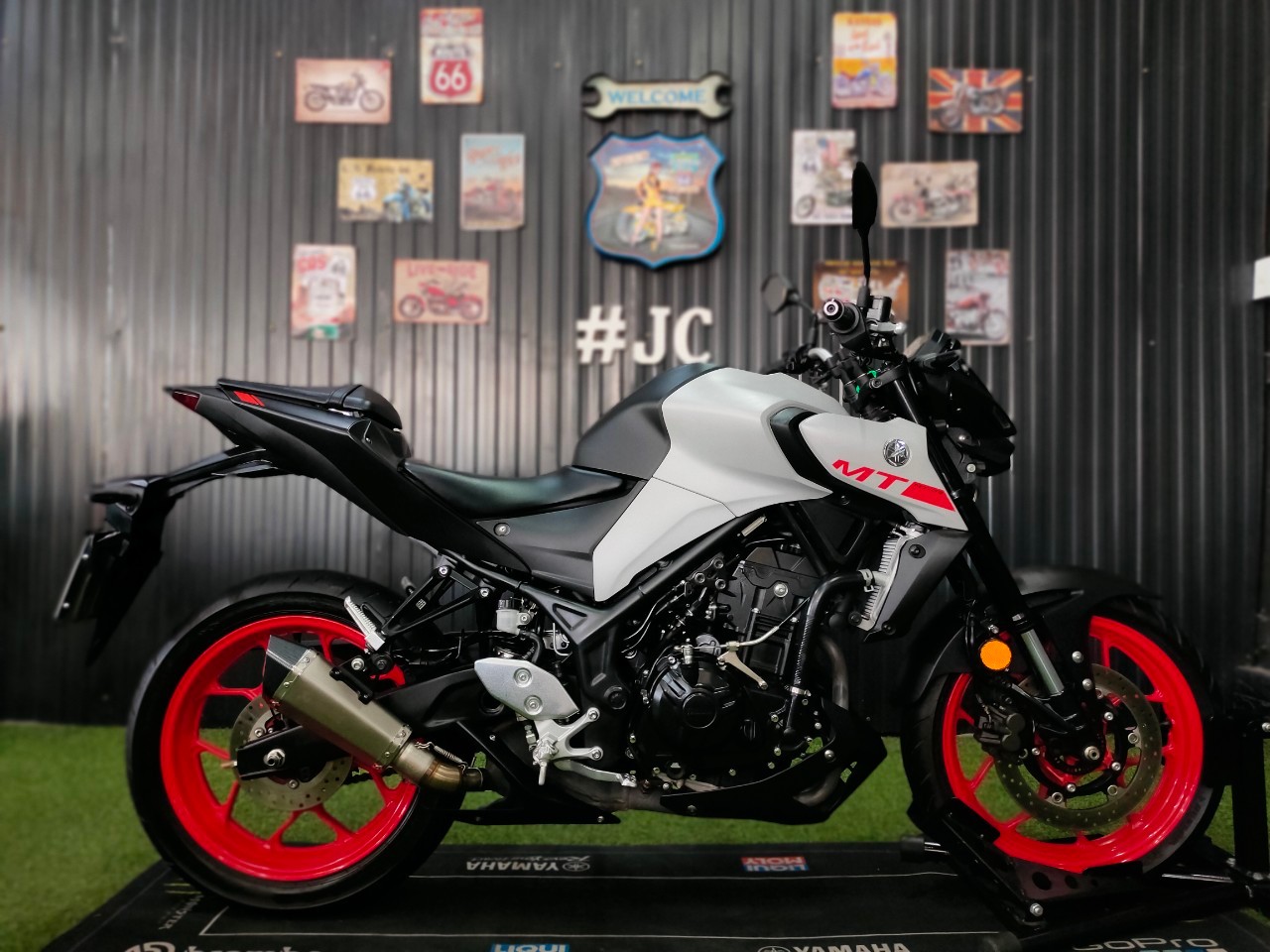 โป๊ะ‼️ ประวัติดีแต่งบน้อย 💥 เชิญทางนี้เลยจ้า 🤗 All new MT03 จดปี 2021 ✨ มือเดียว ไมล์น้อย สวยจัด ✨