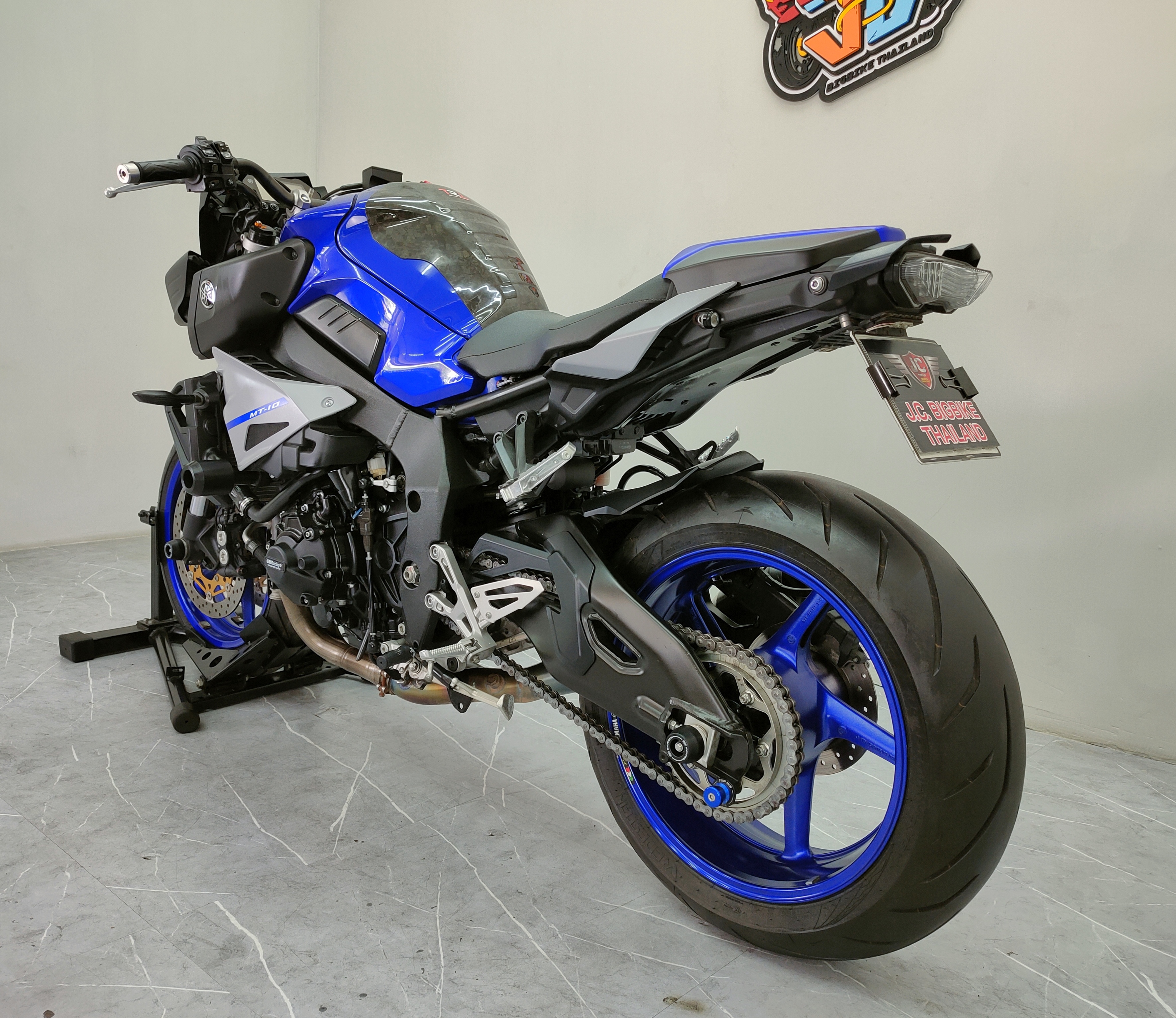 Naked รุ่นใหญ่ขวัญใจสาย torque 💢 YAMAHA MT10 เครื่องเดียวกับ R1 รถจดปี 2020 มาพร้อมโปรโมชั่นโดนๆ....มาแต่ตัวกับหัวใจ 😘