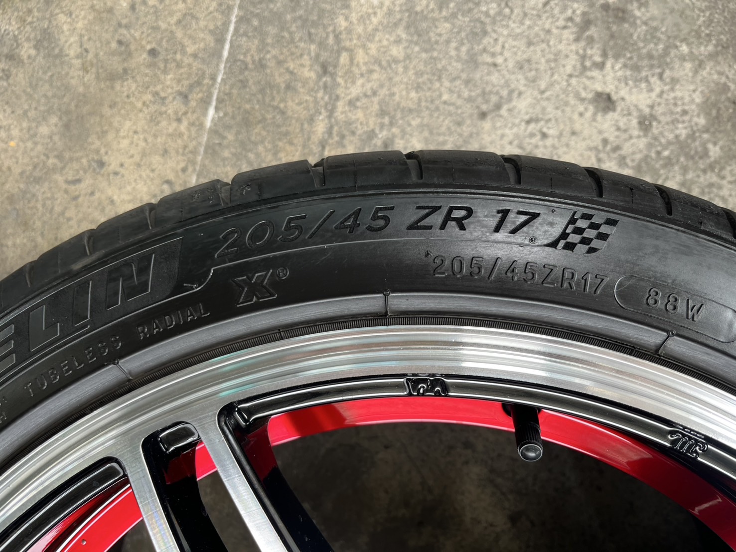 ✨แม็กแต่ง✨4รู100✨Yachiyoda ขอบ 17 แถมยาง 205-45-17 Michelin ปี 21