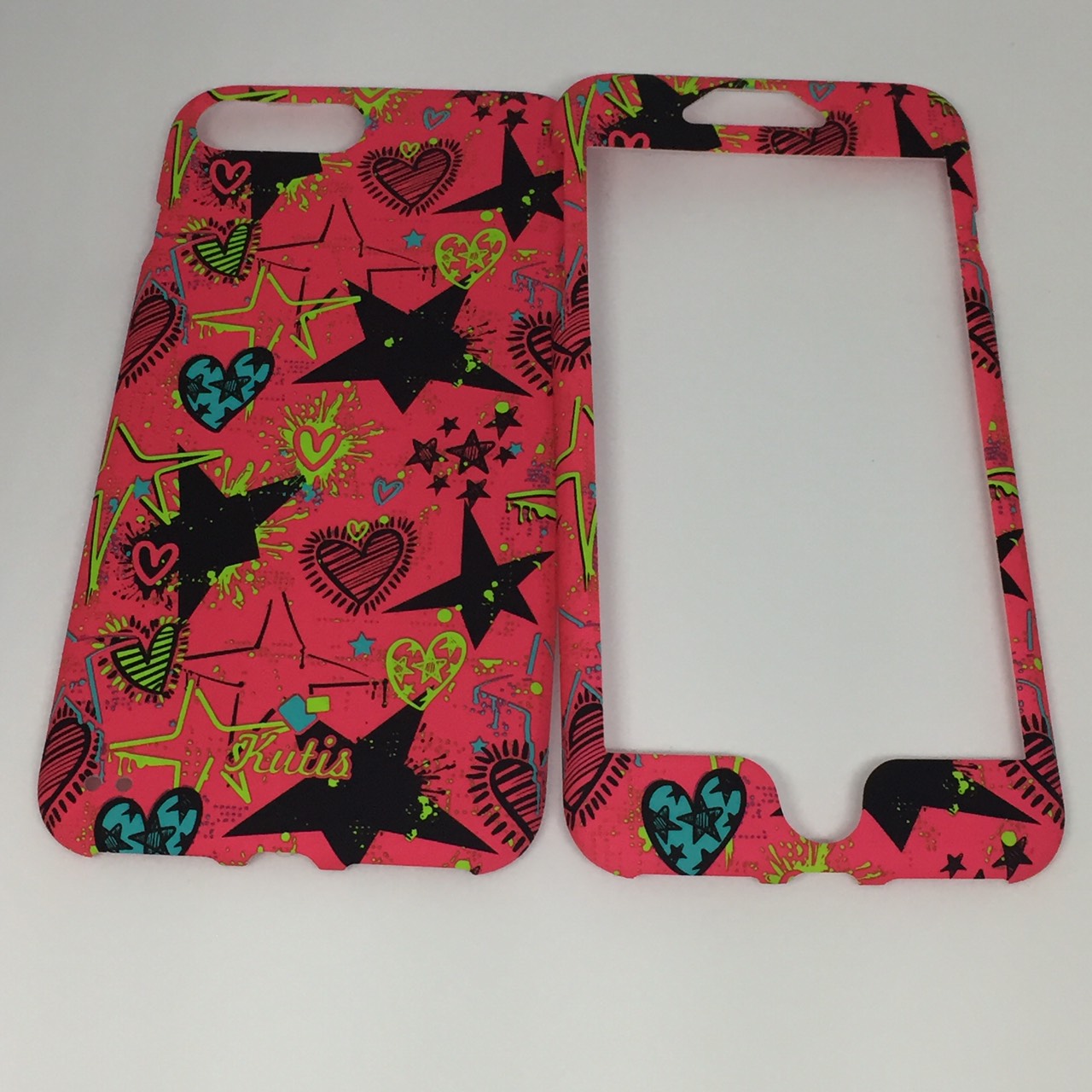 เคสคูทิส (Kutis) ไอโฟน7พลัส,8พลัส(ลายหัวใจกับรูปดาวสีดำ)