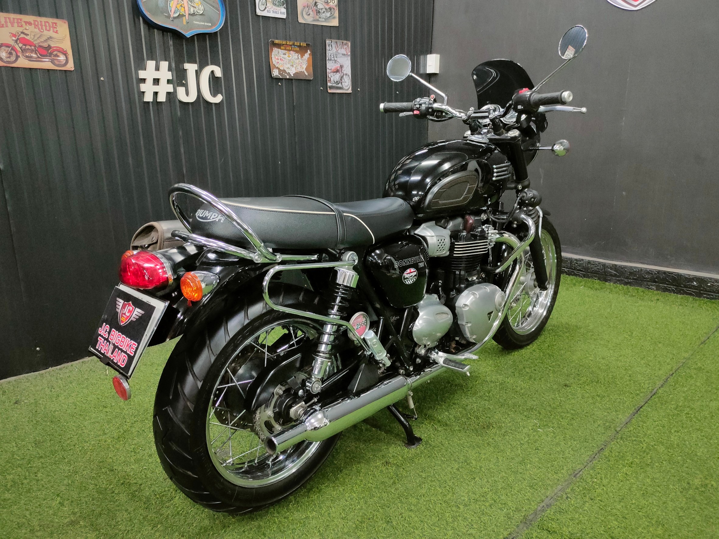 โอ้ว‼️ของแต่งเพียบเลยคันนี้....🔥TRIUMPH BONNEVILLE T100 Classic 🔥 รถปลายปี 2017 รถสวยพร้อมใช้พร้อมโปร "โจร500⁉️"