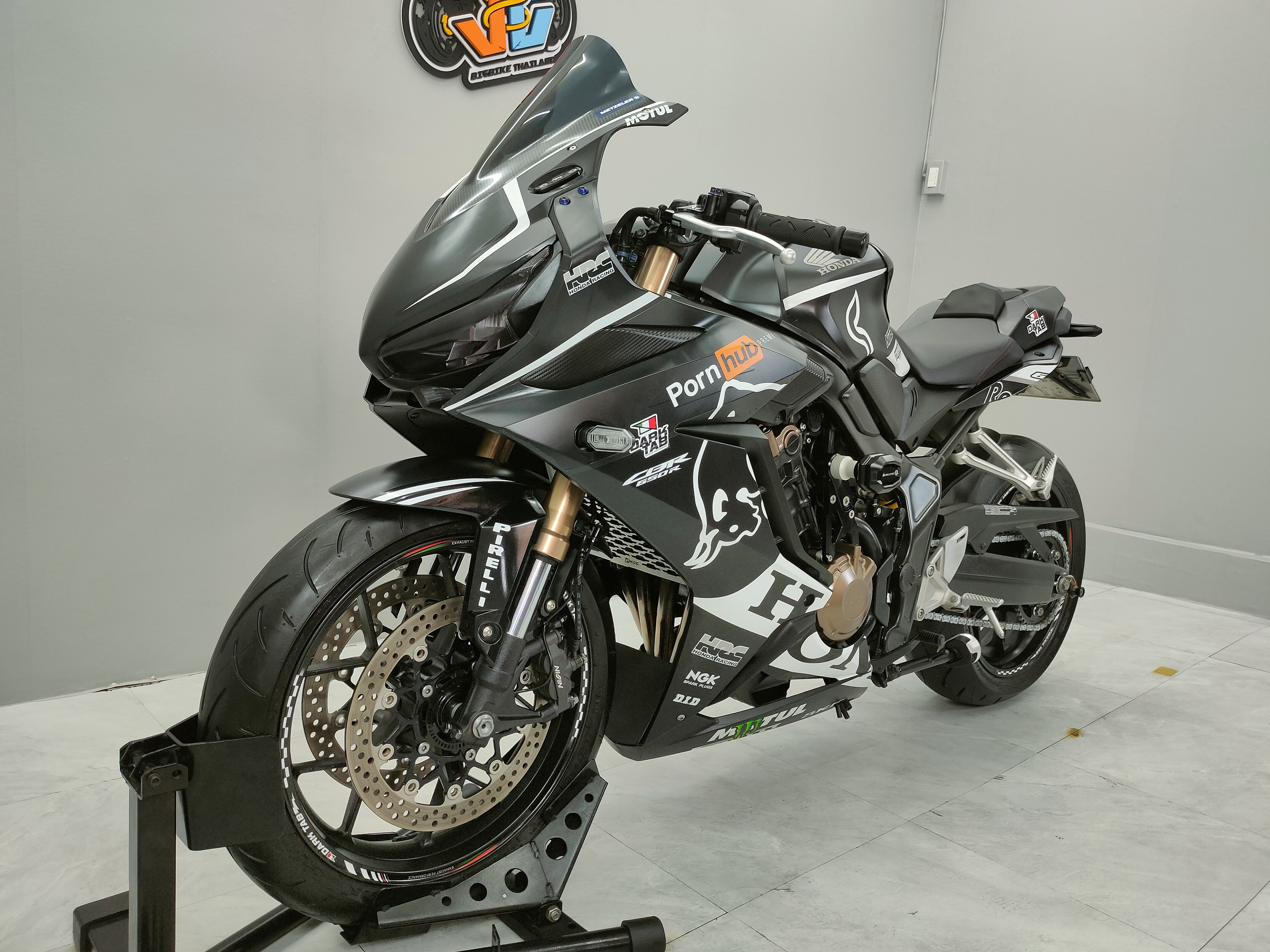 อัยย่ะ💥ดำๆหล่อๆเต็มสูตร HONDA CBR650R จดปลาย 2020 มือเดียวไมล์น้อยแต่งเยอะ