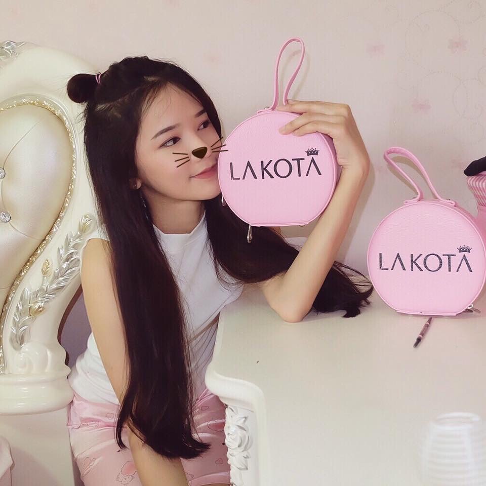 กระเป๋า ใส่เครื่องสำอาง La Kota ลาโกต้า