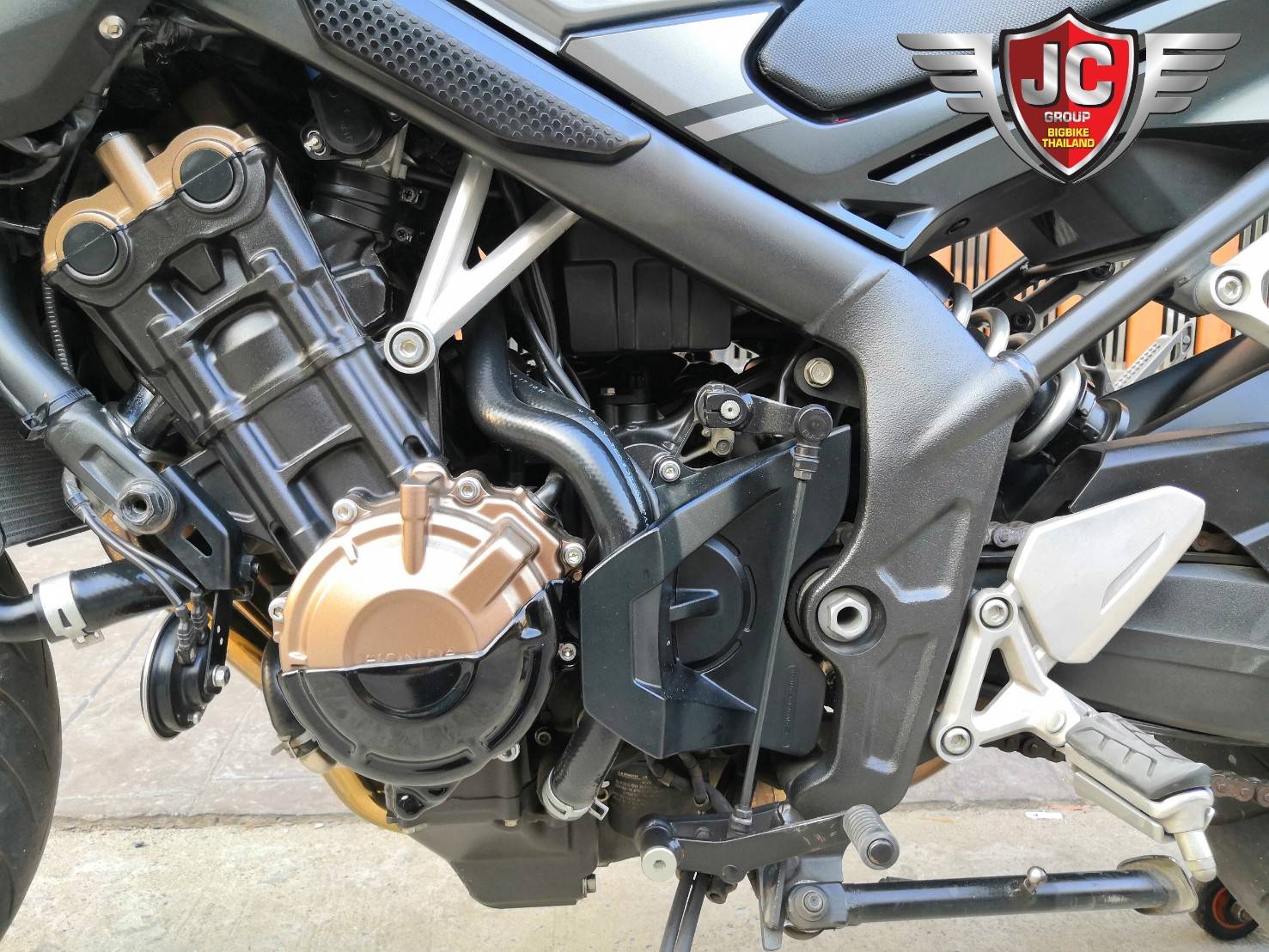 CB650 F โฉม Led จดทะเบียนปี 2017 สภาพสวยเด็ด