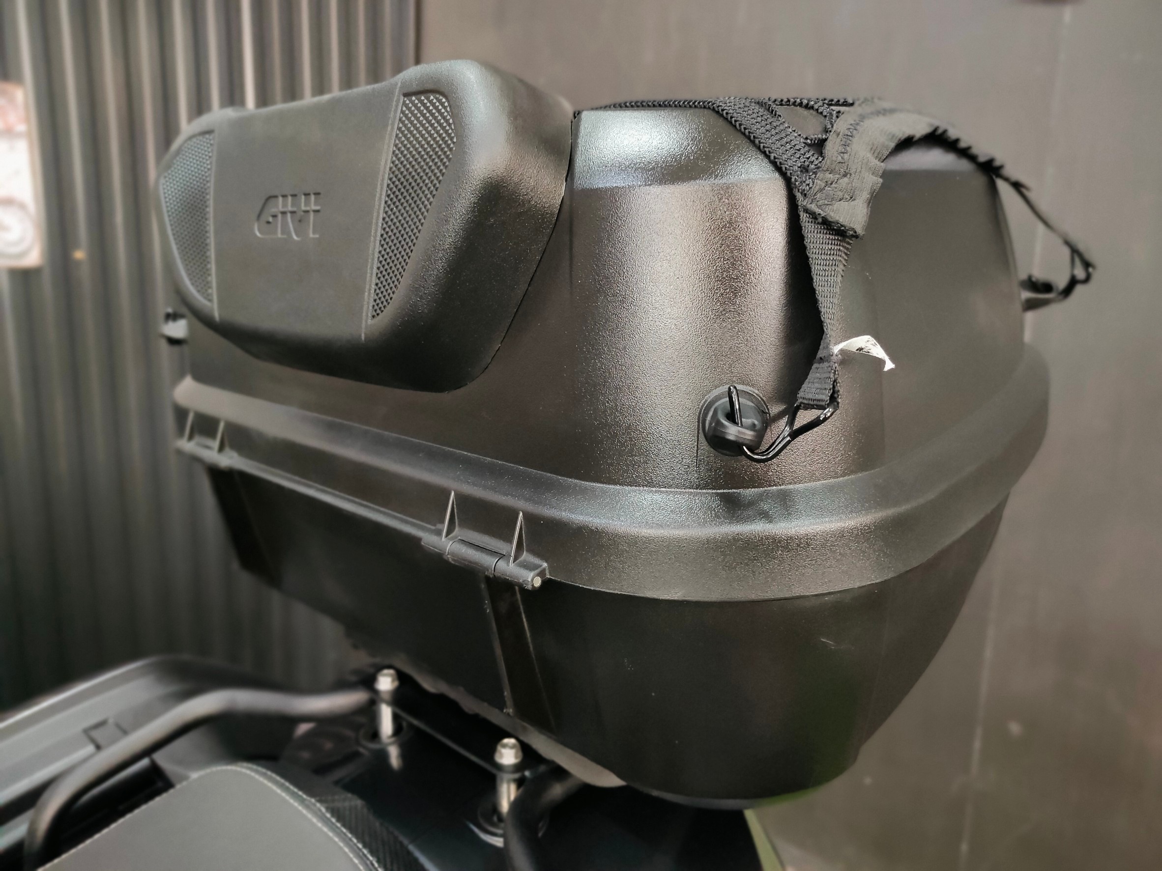 Sport Touring ตัวพรีเมียมจากค่าย YAMAHA รุ่น FJR1300AS ตัวท๊อป Autoclutch ขับเพลาปลายปี 2018 แท้สายจอดไมล์ 2,xxx 😎 โฉมปัจจุบัน...นับคันได้เลย‼️