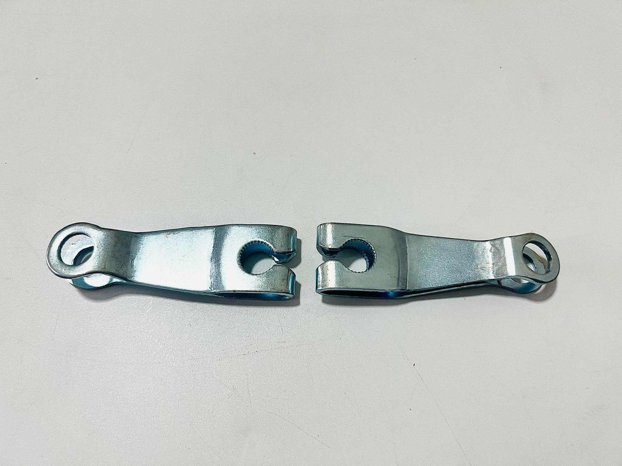 มือลิงหน้า+หลัง ดรีมคุรุสภา เวฟ100 nova s (ขายเป็นคู่)