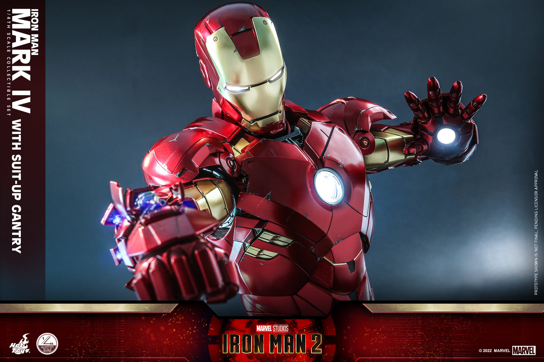 Hot Toys QS021 1/4 Iron Man 2 - Iron Man Mark IV with Suit-Up Gantry