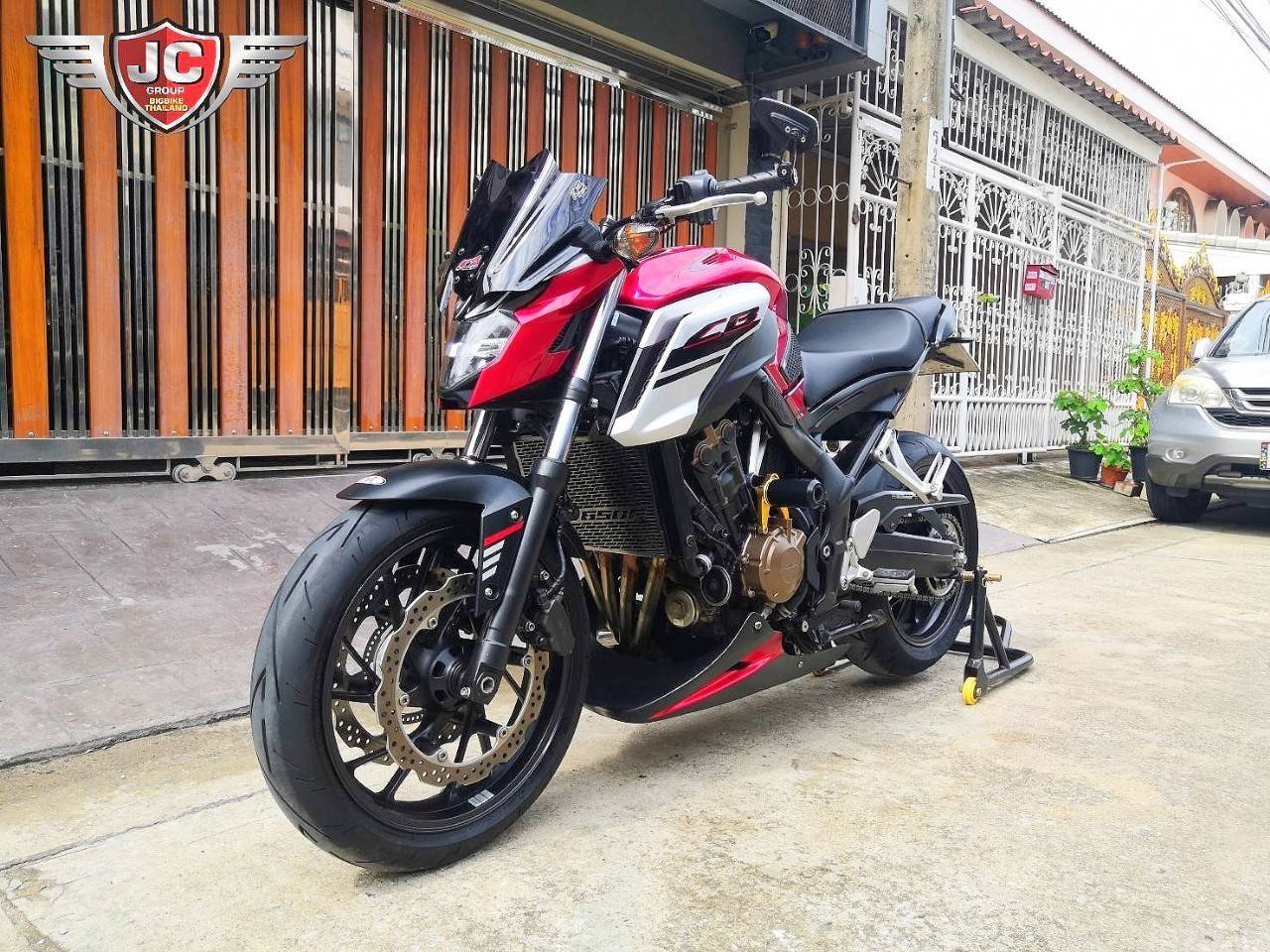 😉 #CB650F LED รถปี 2018 ไมล์แท้ 9,xxxKM. แต่งแน่นๆยางเต็มๆ สีเดิมไร้อุบัติเหตุ
