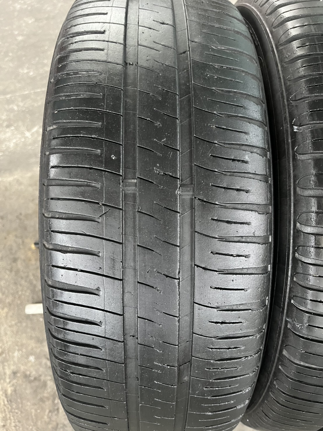 ✨ล้อแม็ก 4รู100✨Toyota Vios รุ่นพิเศษ ขอบ 15 สีเทา พร้อมยาง 185-60-15 Michelin ปี 22