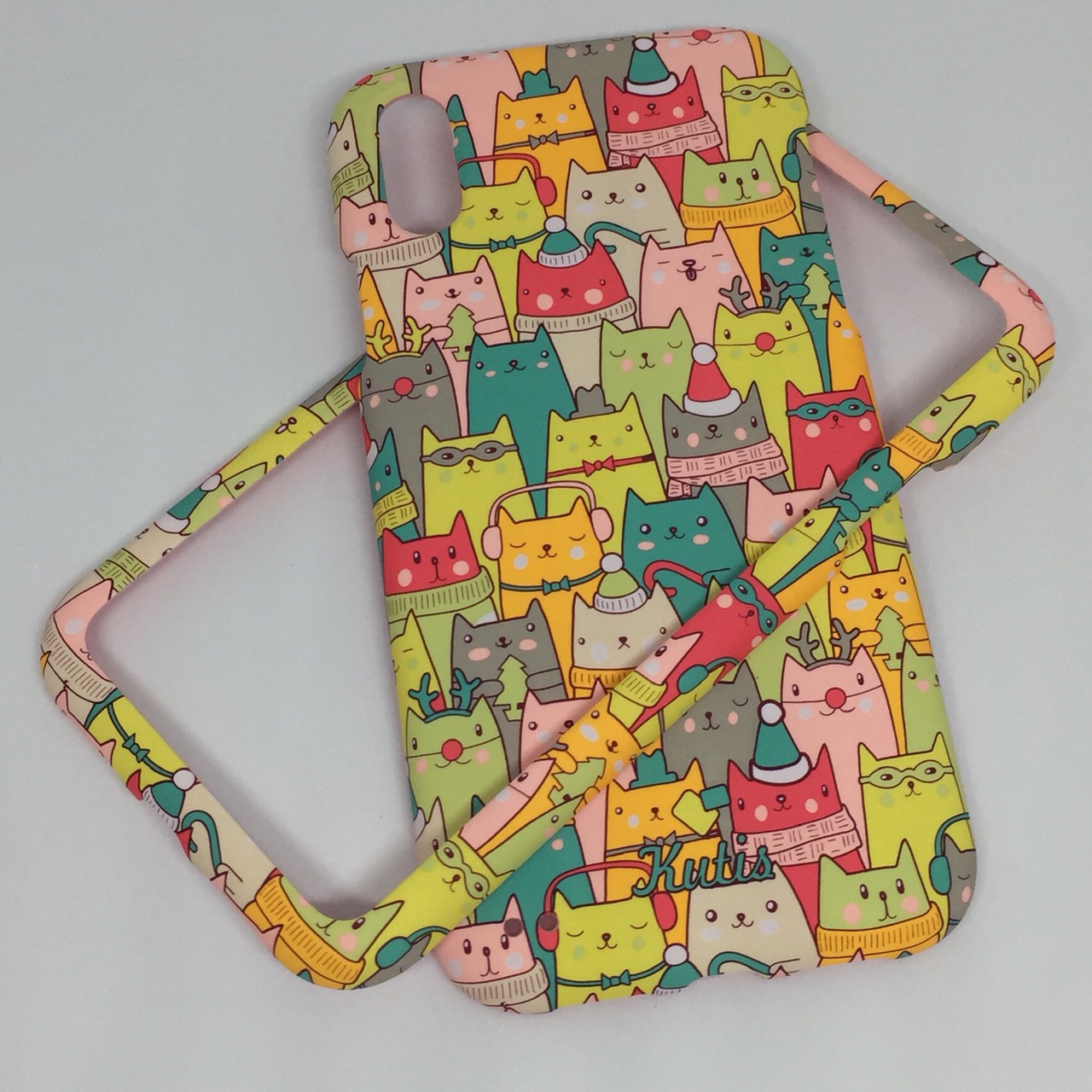 เคสคูทิส (Kutis) ไอโฟนXR(ลายแมวเล็กใส่หมวก)