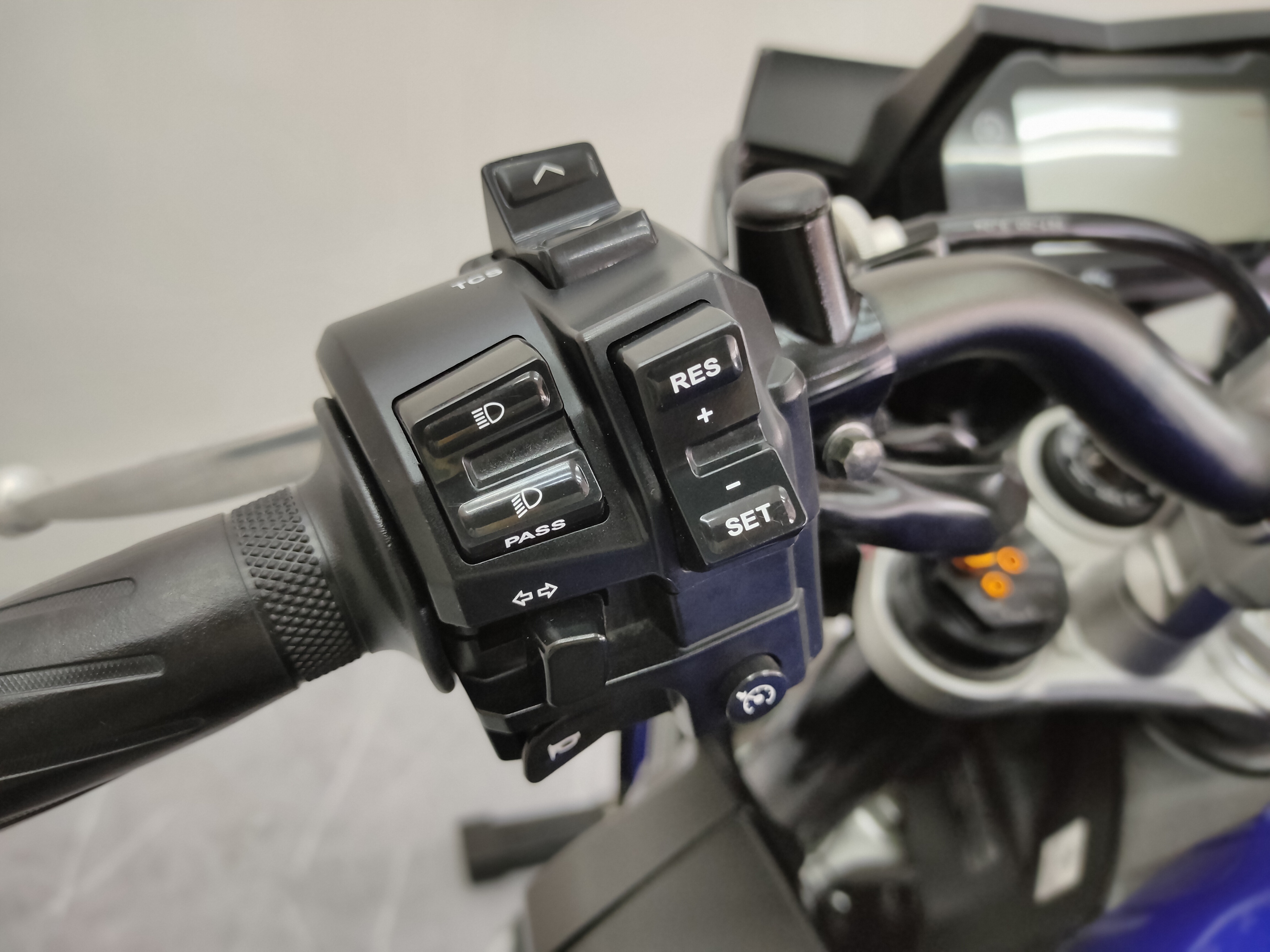 Naked รุ่นใหญ่ขวัญใจสาย torque 💢 YAMAHA MT10 เครื่องเดียวกับ R1 รถจดปี 2020 มาพร้อมโปรโมชั่นโดนๆ....มาแต่ตัวกับหัวใจ 😘
