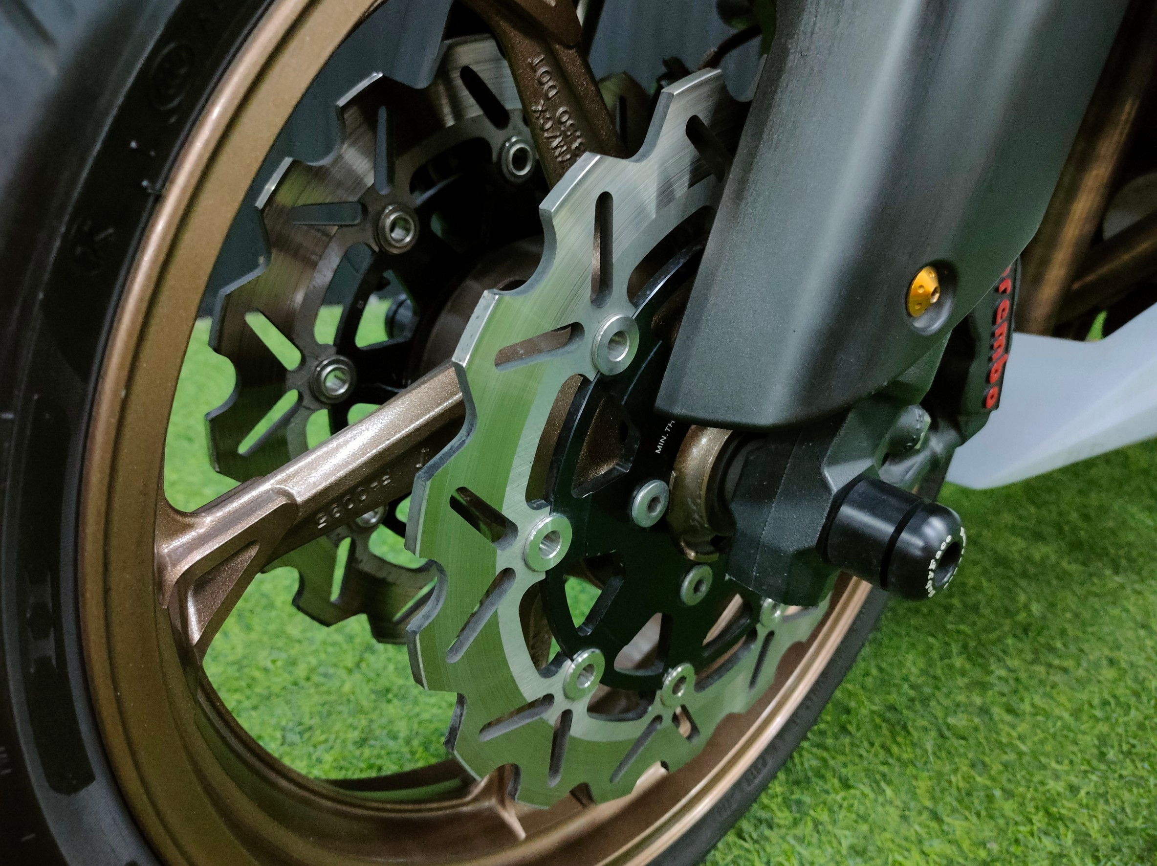 📣หล่อแบบตะโกนเลย...แต่งร่วมแสน‼️ #Z1000 Limited Edition 2013 ไมล์น้อยหมื่นโล พร้อมขี่หล่อทันที