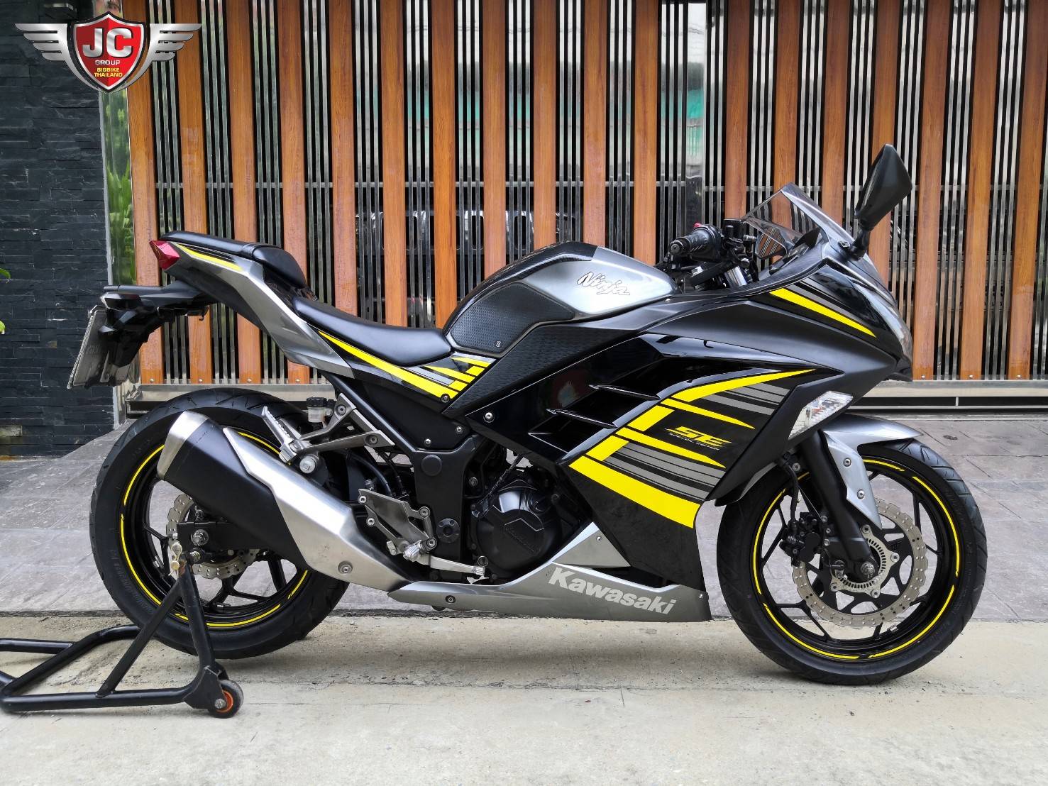 Ninja300abs~Special Edition รถบ้านแท้มือเดียว เครื่องเดิม ไมล์แท้หมื่นกว่าโล