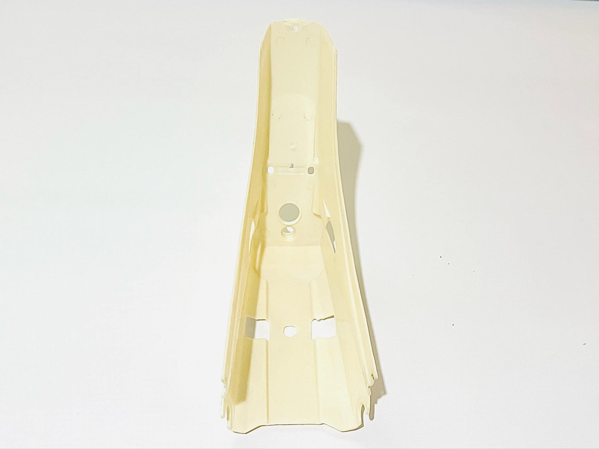 บังโคลนหลังซี700 C700 มอเตอร์ไซด์ซี700 C700 สีขาวสำหรับพ่นสี