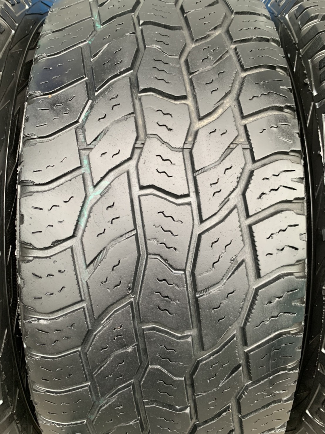 ยาง 265-65-17 Cooper (Made in U.S.A) ปี 14 ดอกยางหนาทุกเส้น