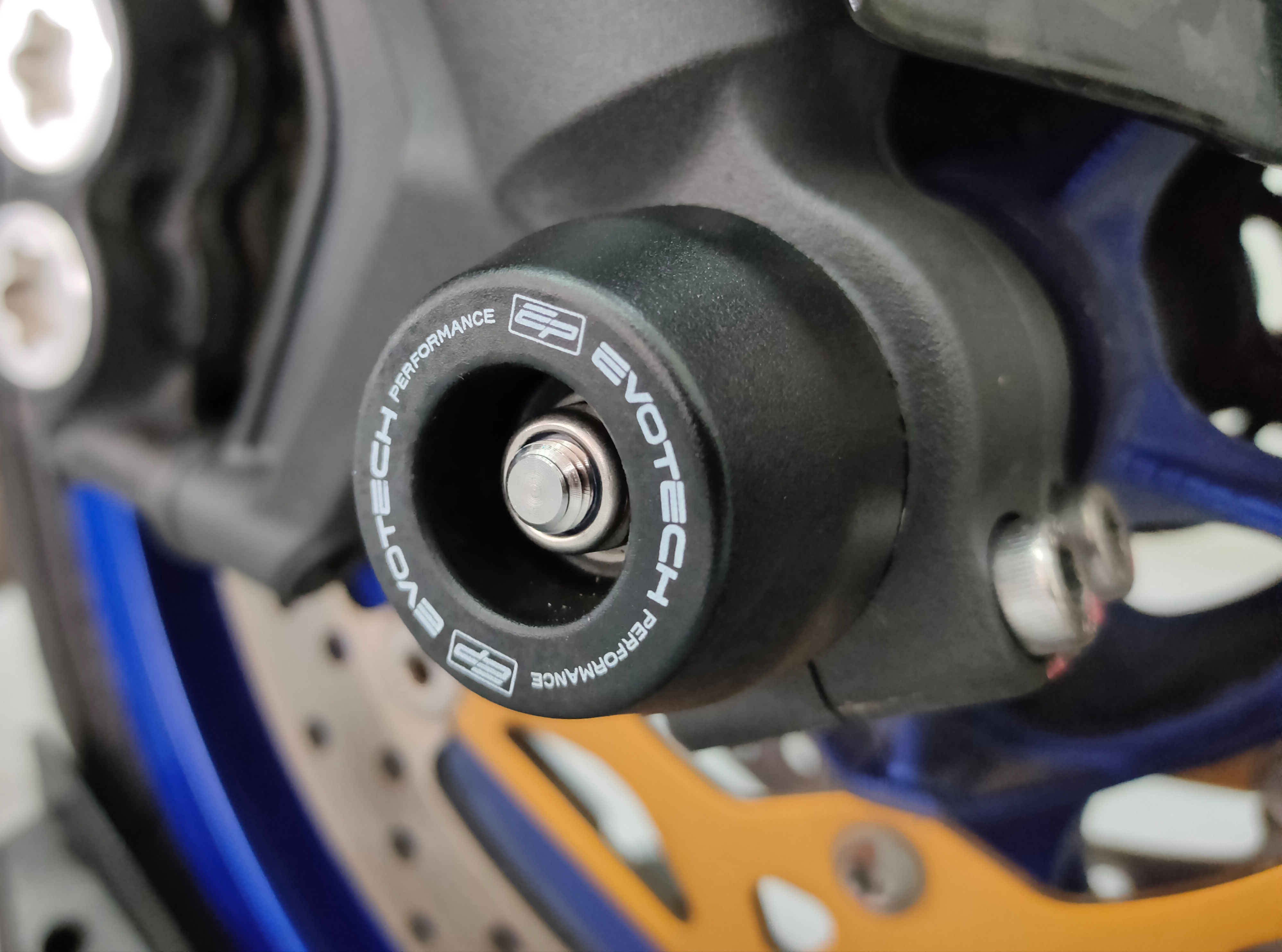 Naked รุ่นใหญ่ขวัญใจสาย torque 💢 YAMAHA MT10 เครื่องเดียวกับ R1 รถจดปี 2020 มาพร้อมโปรโมชั่นโดนๆ....มาแต่ตัวกับหัวใจ 😘