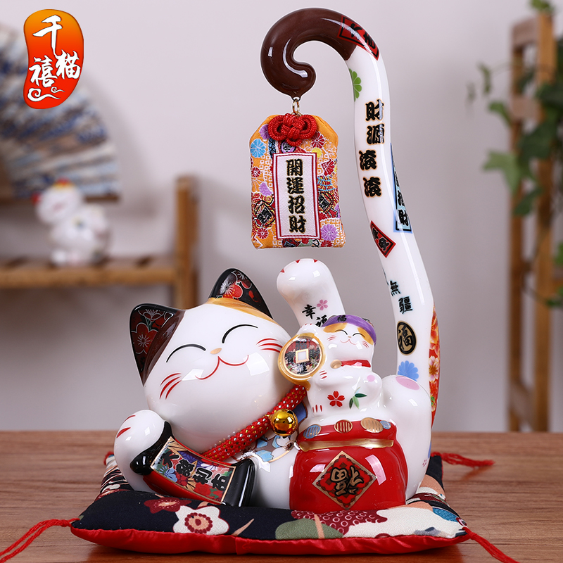 Lucky Cat Decoration ตุ๊กตาของขวัญ พร้อมกล่อง/ขนาด 22-23 cm.